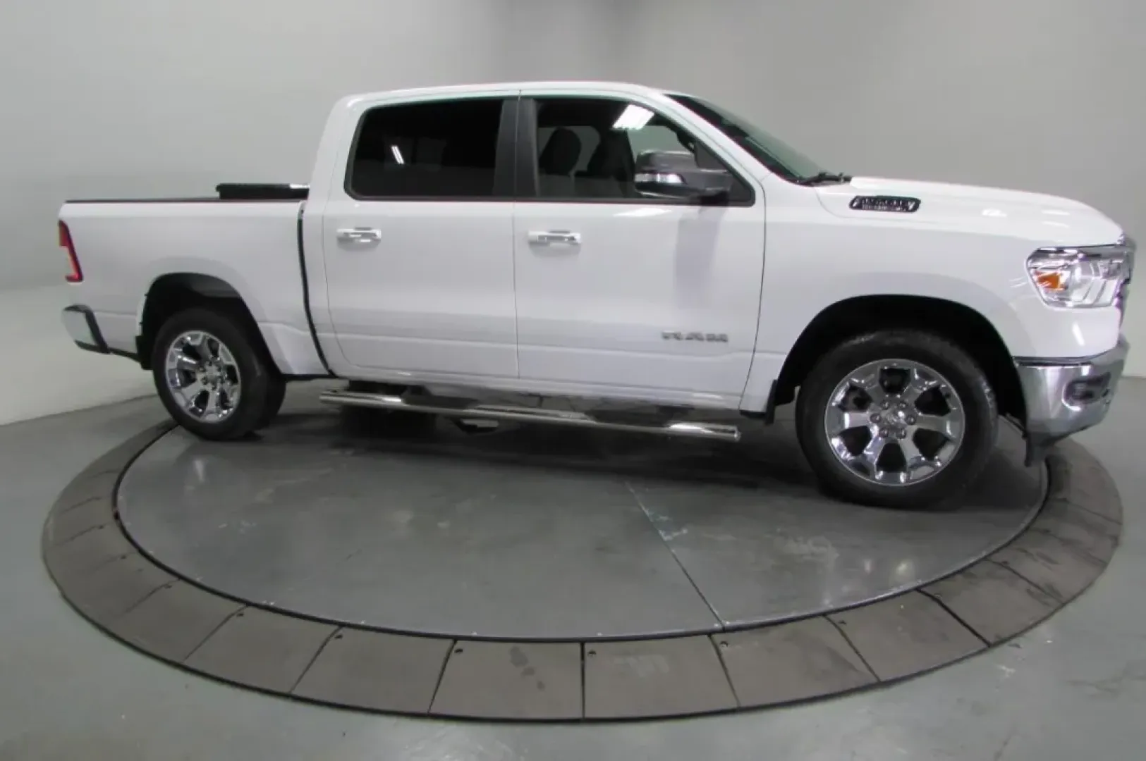 2019 /Diesel Gray/Black Cloth Ram 1500 Big Horn/Lone Star (1C6SRFFTXKN) with an Other engine, located at 12836 Highway 21, De Soto, MO, 63020, (636) 337-7777, 38.151867, -90.575615 - Are you in search of a powerful and versatile truck that can handle everything from weekend adventures to daily commutes? Look no further than this stunning 2019 Ram 1500 Big Horn/Lone Star, available now at Pettus Ford De Soto. This exceptional pre-owned truck, with only 33,980 miles, is perfect fo - Photo#3