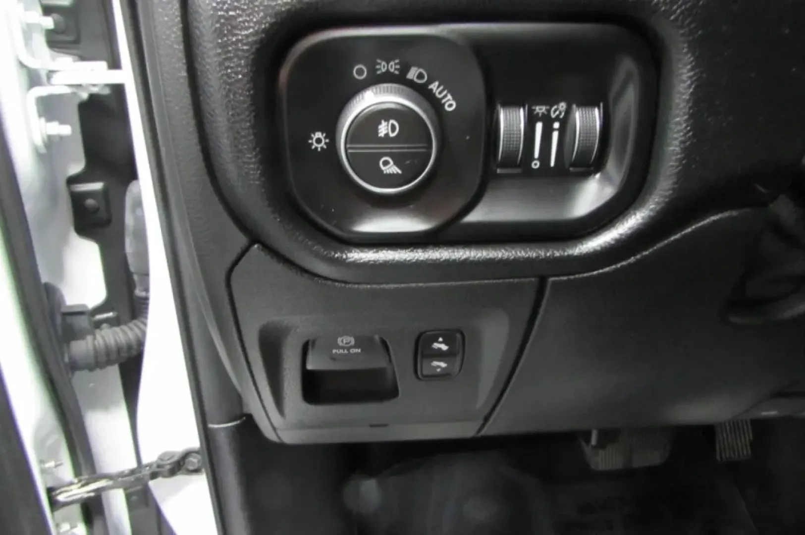 2019 /Diesel Gray/Black Cloth Ram 1500 Big Horn/Lone Star (1C6SRFFTXKN) with an Other engine, located at 12836 Highway 21, De Soto, MO, 63020, (636) 337-7777, 38.151867, -90.575615 - Are you in search of a powerful and versatile truck that can handle everything from weekend adventures to daily commutes? Look no further than this stunning 2019 Ram 1500 Big Horn/Lone Star, available now at Pettus Ford De Soto. This exceptional pre-owned truck, with only 33,980 miles, is perfect fo - Photo#16