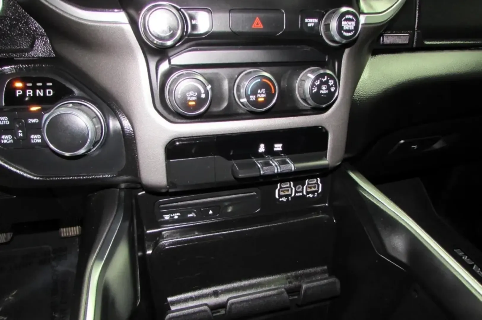2019 /Diesel Gray/Black Cloth Ram 1500 Big Horn/Lone Star (1C6SRFFTXKN) with an Other engine, located at 12836 Highway 21, De Soto, MO, 63020, (636) 337-7777, 38.151867, -90.575615 - Are you in search of a powerful and versatile truck that can handle everything from weekend adventures to daily commutes? Look no further than this stunning 2019 Ram 1500 Big Horn/Lone Star, available now at Pettus Ford De Soto. This exceptional pre-owned truck, with only 33,980 miles, is perfect fo - Photo#24