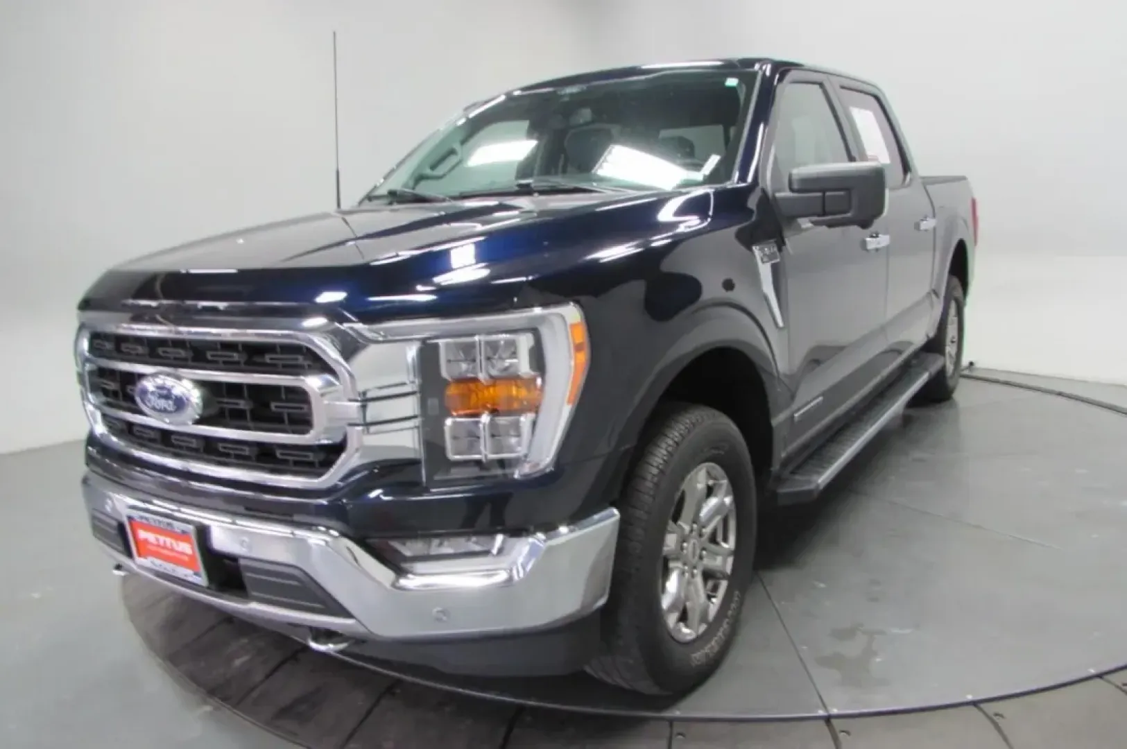 2021 /Black/Medium Dark Slate Ford F-150 XLT (1FTFW1ED8MF) with an Other engine, located at 12836 Highway 21, De Soto, MO, 63020, (636) 337-7777, 38.151867, -90.575615 - **Unleash Your Adventures with the 2021 Ford F-150 XLT at Pettus Ford De Soto!**<br /> <br /> Are you ready to take your weekend adventures and daily commuting to the next level? Look no further than the 2021 Ford F-150 XLT, available now at Pettus Ford De Soto in De Soto, MO! This reliable and rugg - Photo#2
