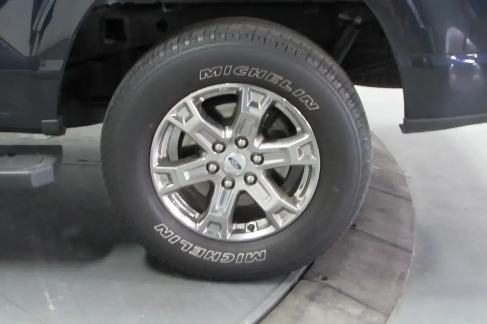 2021 /Black/Medium Dark Slate Ford F-150 XLT (1FTFW1ED8MF) with an Other engine, located at 12836 Highway 21, De Soto, MO, 63020, (636) 337-7777, 38.151867, -90.575615 - **Unleash Your Adventures with the 2021 Ford F-150 XLT at Pettus Ford De Soto!**<br /> <br /> Are you ready to take your weekend adventures and daily commuting to the next level? Look no further than the 2021 Ford F-150 XLT, available now at Pettus Ford De Soto in De Soto, MO! This reliable and rugg - Photo#8