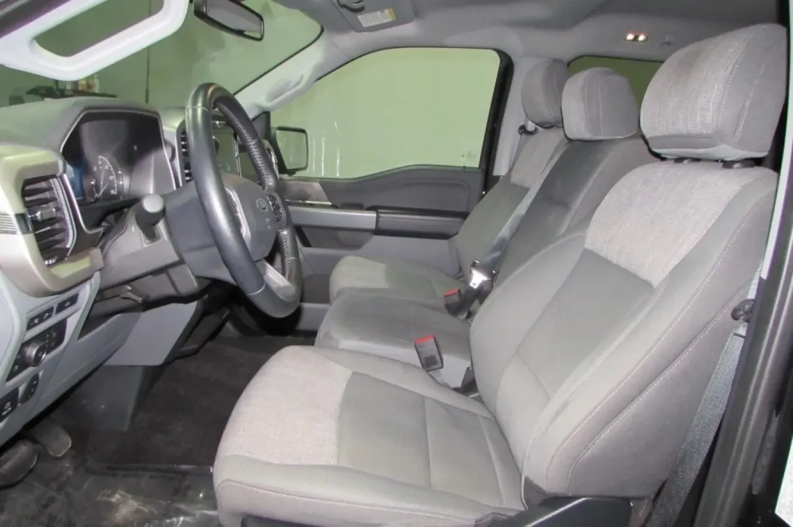 2021 /Black/Medium Dark Slate Ford F-150 XLT (1FTFW1ED8MF) with an Other engine, located at 12836 Highway 21, De Soto, MO, 63020, (636) 337-7777, 38.151867, -90.575615 - **Unleash Your Adventures with the 2021 Ford F-150 XLT at Pettus Ford De Soto!**<br /> <br /> Are you ready to take your weekend adventures and daily commuting to the next level? Look no further than the 2021 Ford F-150 XLT, available now at Pettus Ford De Soto in De Soto, MO! This reliable and rugg - Photo#12