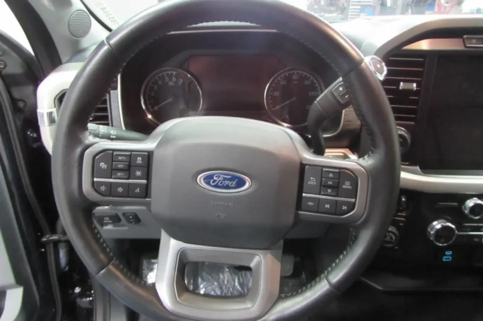 2021 /Black/Medium Dark Slate Ford F-150 XLT (1FTFW1ED8MF) with an Other engine, located at 12836 Highway 21, De Soto, MO, 63020, (636) 337-7777, 38.151867, -90.575615 - **Unleash Your Adventures with the 2021 Ford F-150 XLT at Pettus Ford De Soto!**<br /> <br /> Are you ready to take your weekend adventures and daily commuting to the next level? Look no further than the 2021 Ford F-150 XLT, available now at Pettus Ford De Soto in De Soto, MO! This reliable and rugg - Photo#14