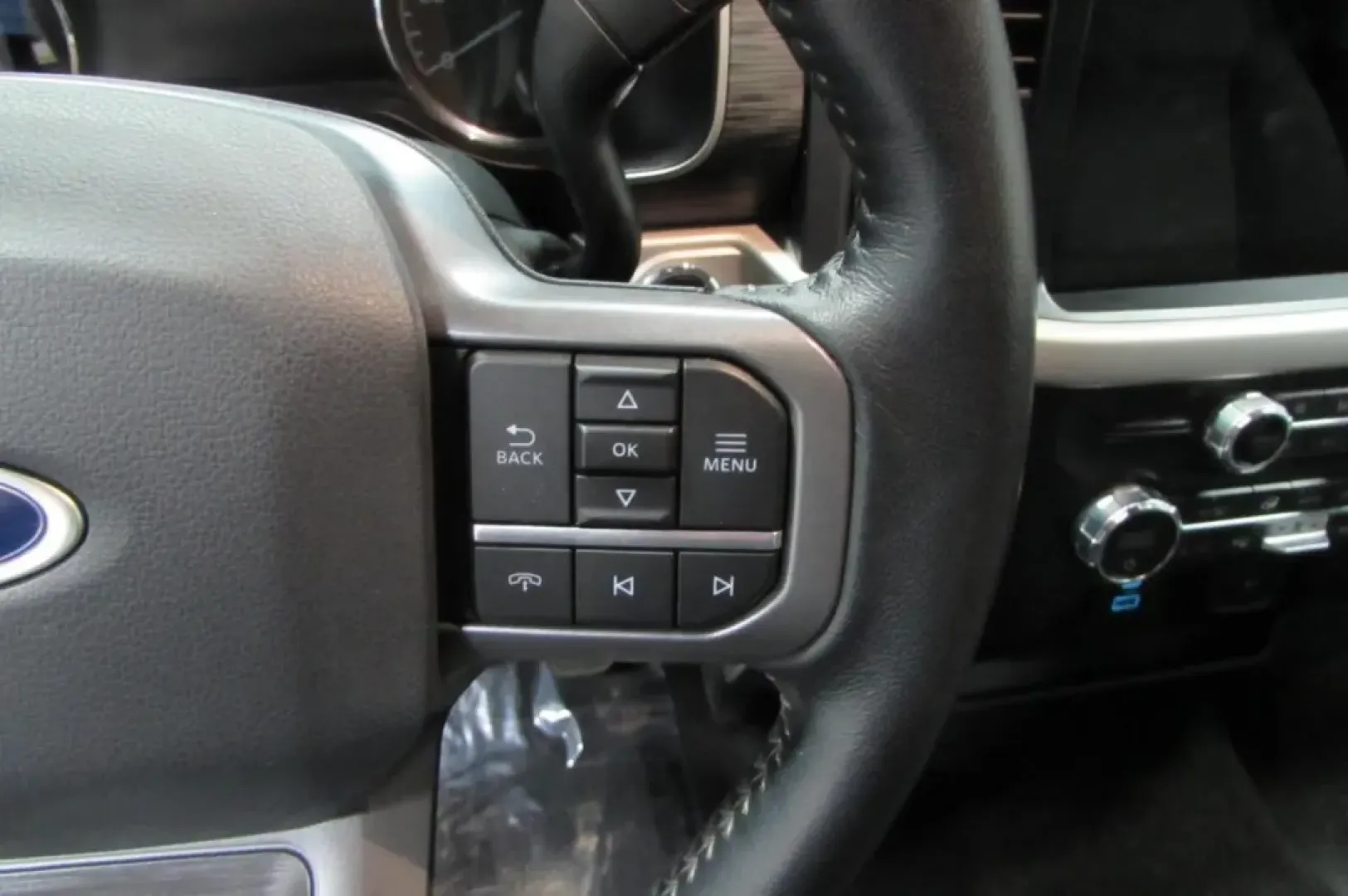 2021 /Black/Medium Dark Slate Ford F-150 XLT (1FTFW1ED8MF) with an Other engine, located at 12836 Highway 21, De Soto, MO, 63020, (636) 337-7777, 38.151867, -90.575615 - **Unleash Your Adventures with the 2021 Ford F-150 XLT at Pettus Ford De Soto!**<br /> <br /> Are you ready to take your weekend adventures and daily commuting to the next level? Look no further than the 2021 Ford F-150 XLT, available now at Pettus Ford De Soto in De Soto, MO! This reliable and rugg - Photo#16