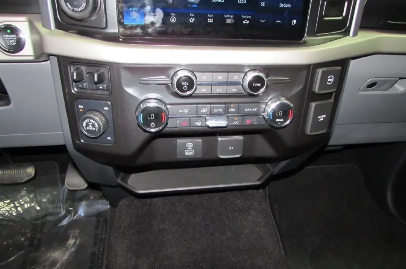 2021 /Black/Medium Dark Slate Ford F-150 XLT (1FTFW1ED8MF) with an Other engine, located at 12836 Highway 21, De Soto, MO, 63020, (636) 337-7777, 38.151867, -90.575615 - **Unleash Your Adventures with the 2021 Ford F-150 XLT at Pettus Ford De Soto!**<br /> <br /> Are you ready to take your weekend adventures and daily commuting to the next level? Look no further than the 2021 Ford F-150 XLT, available now at Pettus Ford De Soto in De Soto, MO! This reliable and rugg - Photo#21