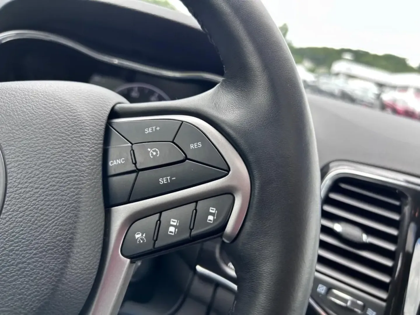 2021 /Black Leather Jeep Grand Cherokee 80th Anniversary Edition (1C4RJFBG0MC) with an 3.6L V6 24V VVT UPG I engine, Automatic transmission, located at 970 Woodlawn Dr., Farmington, MO, 63640, (573) 431-7800, 37.825642, -90.468674 - **Adventure Awaits with the 2021 Jeep Grand Cherokee 80th Anniversary Edition!**<br /> <br /> Are you ready to elevate your weekend adventures or tackle your daily commute with confidence? The 2021 Jeep Grand Cherokee 80th Anniversary Edition is designed for those who crave both comfort and capabili - Photo#12