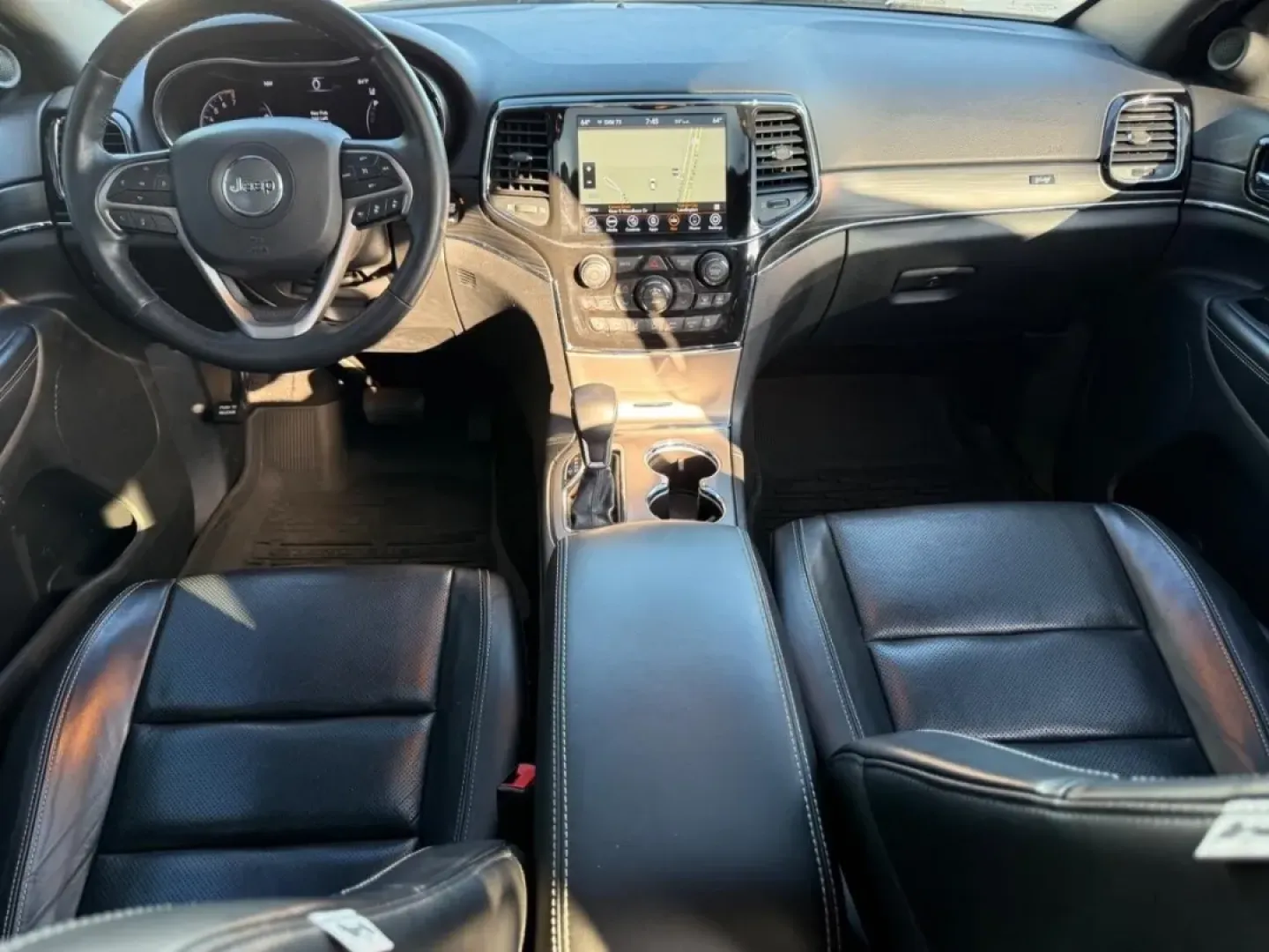 2021 /Black Leather Jeep Grand Cherokee 80th Anniversary Edition (1C4RJFBG6MC) with an 3.6L V6 24V VVT UPG I engine, Automatic transmission, located at 970 Woodlawn Dr., Farmington, MO, 63640, (573) 431-7800, 37.825642, -90.468674 - Unleash your sense of adventure with the perfect blend of style, comfort, and capability-meet the 2021 Jeep Grand Cherokee 80th Anniversary Edition, available now at Pettus CDJR Farmington. Located in the heart of Farmington, MO, at 970 Woodlawn Drive, we are proud to be your trusted OEM dealership - Photo#11