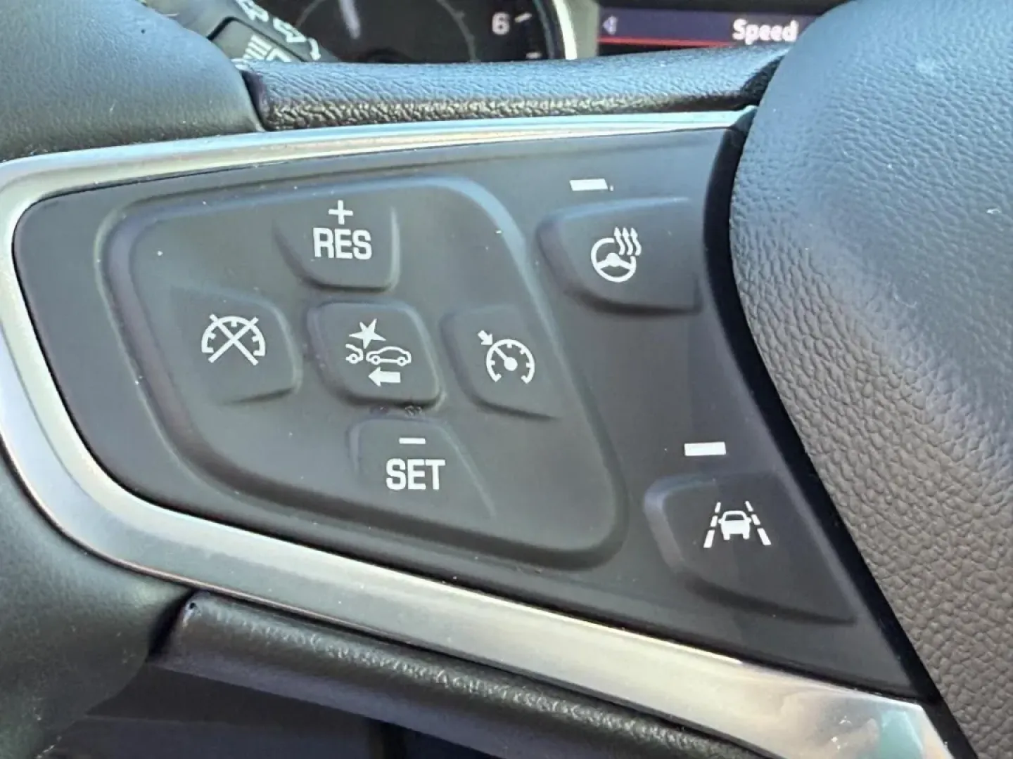 2023 /Jet Black Cloth Chevrolet Equinox LT (3GNAXKEG3PL) with an 1.5L Turbo DOHC 4-cylinder / SIDI / VVT engine, Automatic transmission, located at 970 Woodlawn Dr., Farmington, MO, 63640, (573) 431-7800, 37.825642, -90.468674 - **Explore New Adventures with the 2023 Chevrolet Equinox LT Your Perfect SUV Awaits!**<br /> <br /> If you're searching for an SUV that can effortlessly fit into your family's lifestyle or serve as your reliable commuting companion, look no further than the impressive 2023 Chevrolet Equinox LT, now - Photo#13