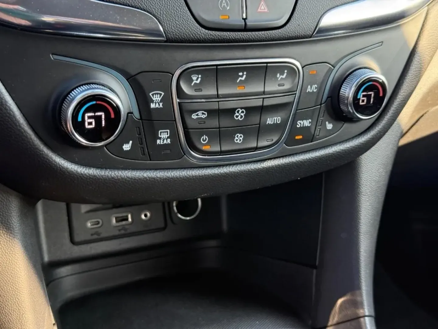 2023 /Jet Black Cloth Chevrolet Equinox LT (3GNAXKEG3PL) with an 1.5L Turbo DOHC 4-cylinder / SIDI / VVT engine, Automatic transmission, located at 970 Woodlawn Dr., Farmington, MO, 63640, (573) 431-7800, 37.825642, -90.468674 - **Explore New Adventures with the 2023 Chevrolet Equinox LT Your Perfect SUV Awaits!**<br /> <br /> If you're searching for an SUV that can effortlessly fit into your family's lifestyle or serve as your reliable commuting companion, look no further than the impressive 2023 Chevrolet Equinox LT, now - Photo#18