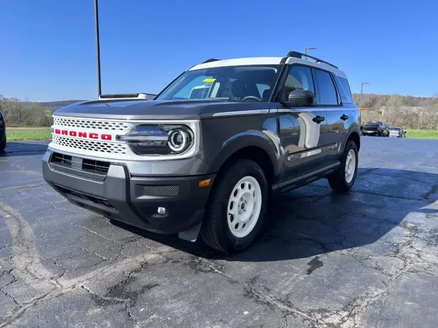 2025 /Navy Pier Cloth Ford Bronco Sport Heritage (3FMCR9GN3SR) with an 1.5L EcoBoost engine, Automatic transmission, located at 141 Commercial Dr, Fredericktown, MO, 63645, (573) 783-6432, 37.570087, -90.320648 - Are you ready to elevate your adventures and daily commutes with a vehicle that's built for versatility? Look no further than the stunning 2025 Ford Bronco Sport Heritage, now available at Pettus Ford Fredericktown. Perfect for outdoor enthusiasts and families alike, this rugged SUV combines cutting - Photo#5