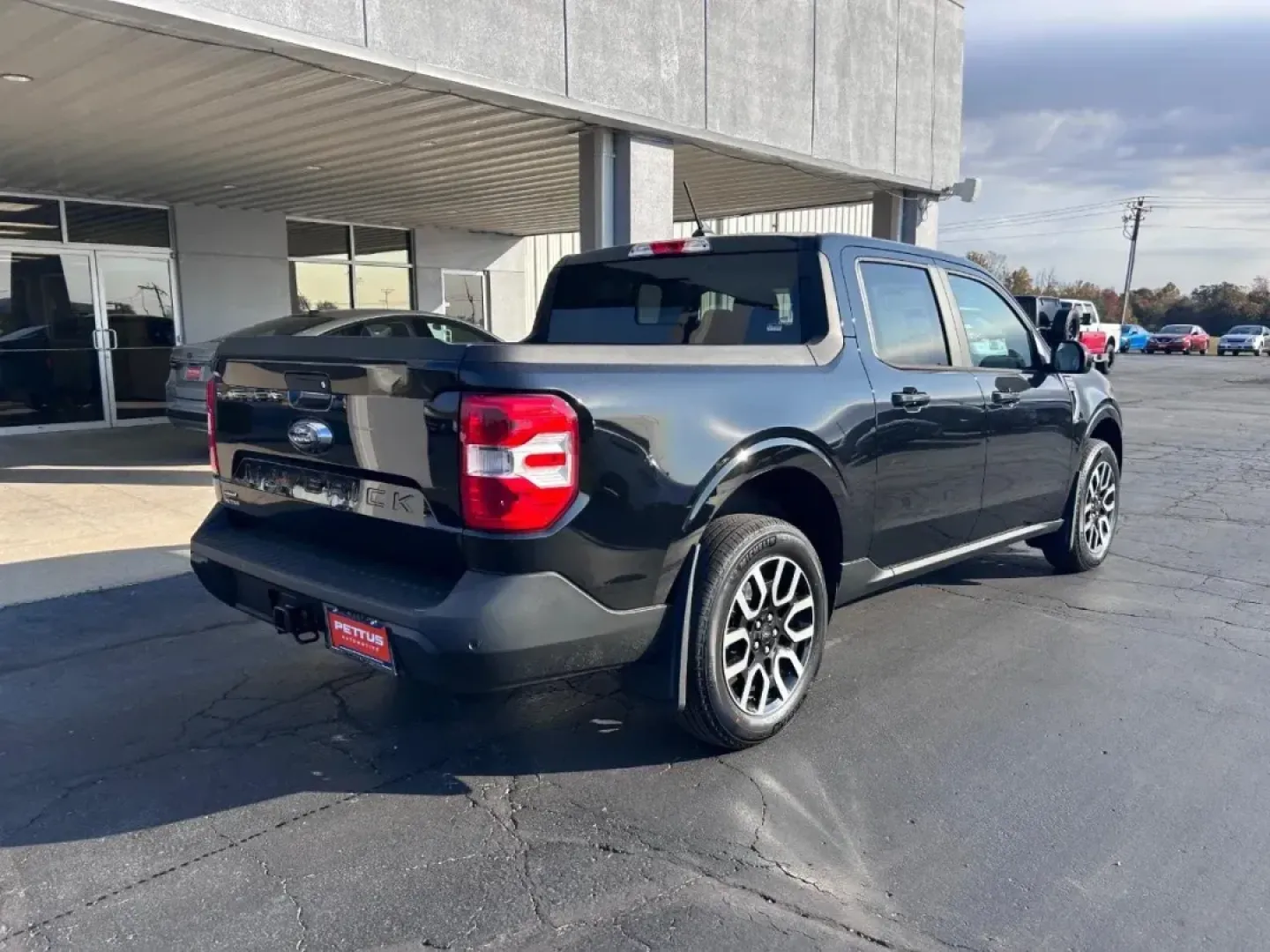 2024 /Desert Brown Leather Ford Maverick LARIAT (3FTTW8M37RR) with an 2.5L Hybrid engine, Automatic transmission, located at 141 Commercial Dr, Fredericktown, MO, 63645, (573) 783-6432, 37.570087, -90.320648 - Unlock a new level of adventure with the 2024 Ford Maverick LARIAT from Pettus Ford Fredericktown, where your search for quality used vehicles ends! Located conveniently at 141 Commercial Drive, Fredericktown, MO 63645, our dealership specializes in OEM retail, ensuring you get nothing but the best - Photo#1