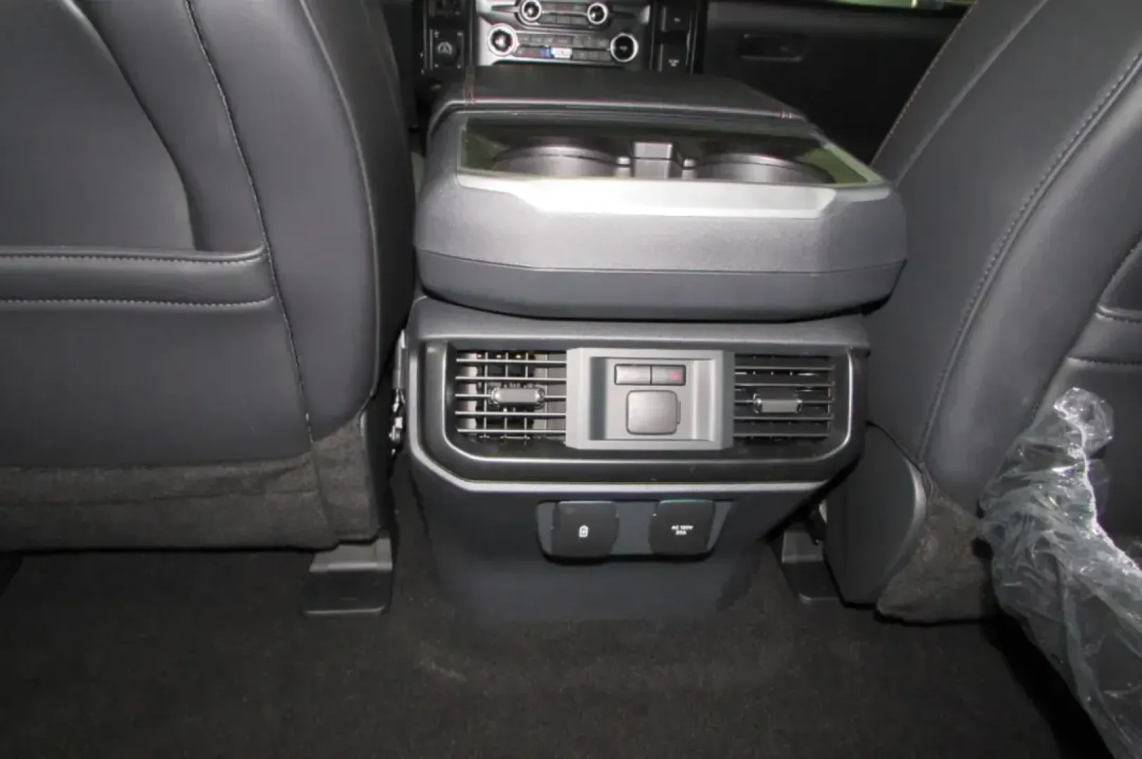 2025 /Black Leather Ford F-150 Raptor (1FTFW1RG6SF) with an 3.5L V6 EcoBoost High Output engine, Automatic transmission, located at 12836 Highway 21, De Soto, MO, 63020, (636) 337-7777, 38.151867, -90.575615 - **Unleash Adventure with the 2025 Ford F-150 Raptor at Pettus Ford De Soto!**<br /> <br /> Are you ready to elevate your lifestyle and redefine your adventures? The 2025 Ford F-150 Raptor is not just a truck; it's a powerhouse designed for those who crave thrilling road trips, weekend getaways, or s - Photo#34