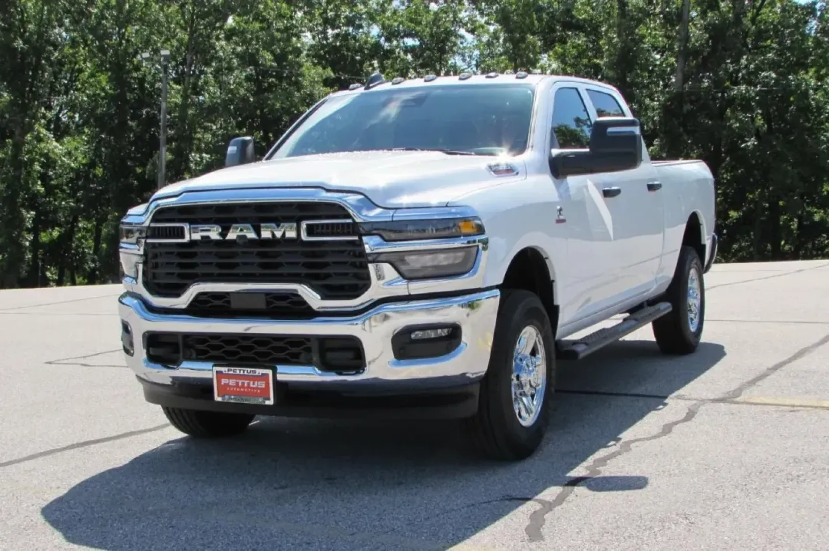2025 /Diesel Gray/Black Cloth Ram 2500 Tradesman (3C63R5CL3SG) with an Other engine, located at 12830 Highway 21, De Soto, MO, 63020, (636) 337-7777, 38.153099, -90.573624 - Experience the ultimate fusion of power and comfort with the 2025 Ram 2500 Tradesman, available now at Pettus CDJR DeSoto. Located at 12830 Highway 21, De Soto, MO 63020, our OEM dealership specializes in providing high-quality used vehicles that fit every lifestyle. Whether you're a hardworking pro - Photo#2