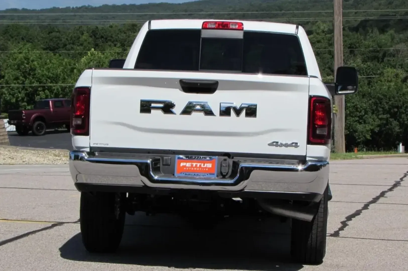 2025 /Diesel Gray/Black Cloth Ram 2500 Tradesman (3C63R5CL3SG) with an Other engine, located at 12830 Highway 21, De Soto, MO, 63020, (636) 337-7777, 38.153099, -90.573624 - Experience the ultimate fusion of power and comfort with the 2025 Ram 2500 Tradesman, available now at Pettus CDJR DeSoto. Located at 12830 Highway 21, De Soto, MO 63020, our OEM dealership specializes in providing high-quality used vehicles that fit every lifestyle. Whether you're a hardworking pro - Photo#5