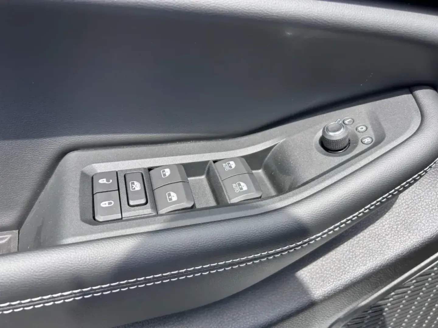 2025 /Global Black Cloth Jeep Grand Cherokee Laredo X (1C4RJHAG1SC) with an 3.6L V6 24V VVT UPG I engine, Automatic transmission, located at 970 Woodlawn Dr., Farmington, MO, 63640, (573) 431-7800, 37.825642, -90.468674 - **Explore the Great Outdoors with the 2025 Jeep Grand Cherokee Laredo X - Your Perfect Adventure Companion!**<br /> <br /> Are you ready to take your family adventures to the next level? Look no further than the 2025 Jeep Grand Cherokee Laredo X, now available at Pettus CDJR Farmington! This SUV is - Photo#19