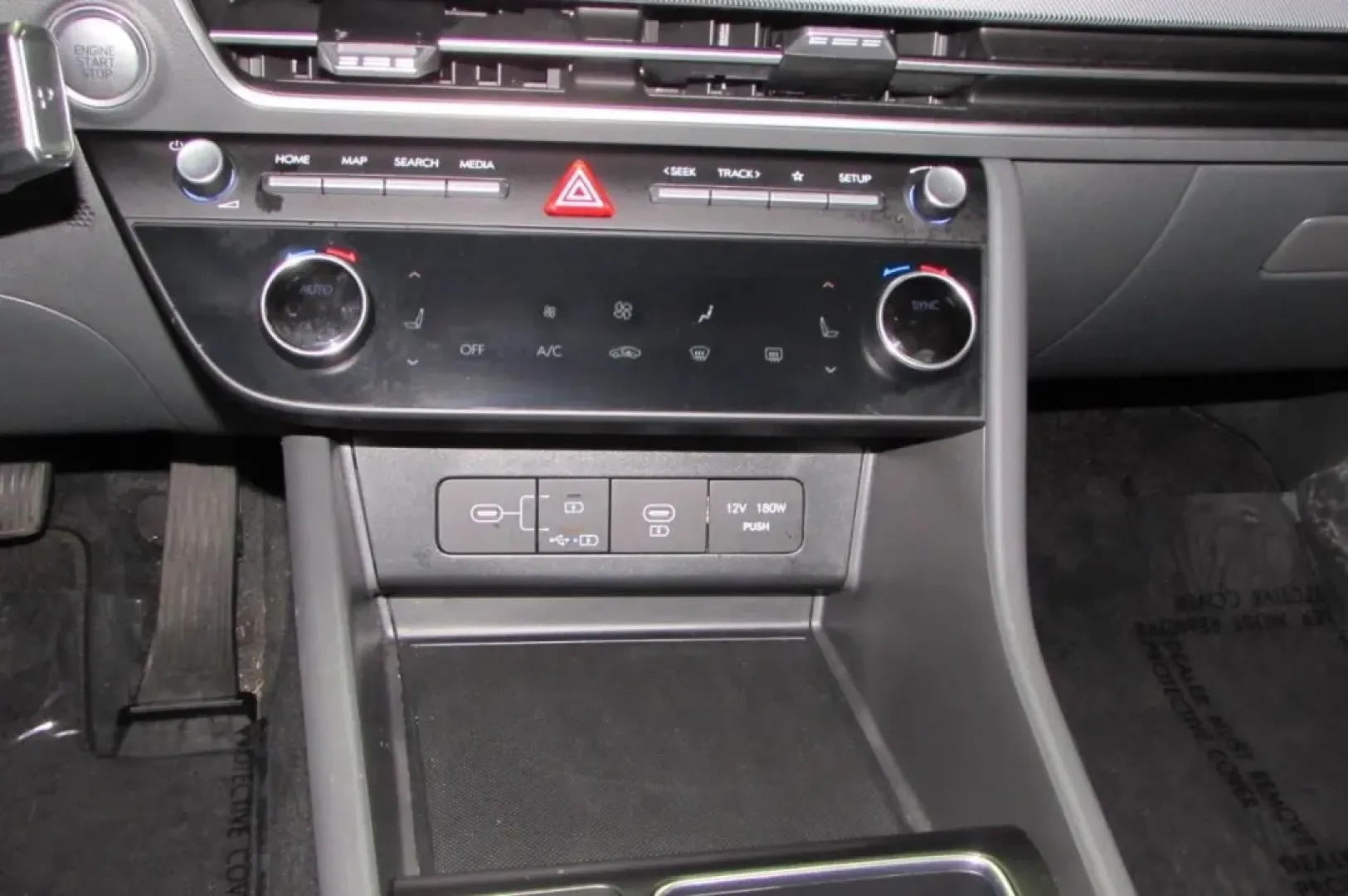 2024 /Cloth Hyundai Sonata SEL (KMHL64JA3RA) with an 2.5L GDI MPI DOHC I4 CVVT engine, Automatic transmission, located at 12836 Highway 21, De Soto, MO, 63020, (636) 337-7777, 38.151867, -90.575615 - **Embrace the Open Road with the 2024 Hyundai Sonata SEL Perfect for Your Next Adventure!**<br /> <br /> Are you ready to elevate your daily commute or embark on weekend getaways? The 2024 Hyundai Sonata SEL is not just a car; it's your ticket to a life filled with memorable journeys and effortless - Photo#19
