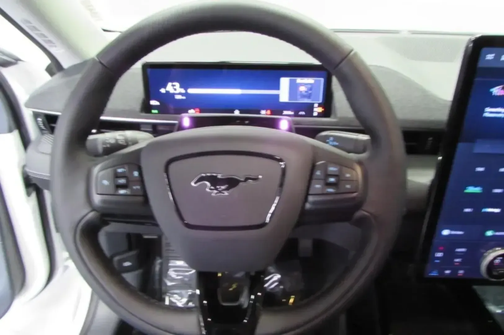 2025 /Light Space Gray Leather Trimm Ford Mustang Mach-E Premium (3FMTK3SU4SM) with an Electric Motor engine, located at 12836 Highway 21, De Soto, MO, 63020, (636) 337-7777, 38.151867, -90.575615 - **Discover the Future of Driving with the 2025 Ford Mustang Mach-E at Pettus Ford De Soto!**<br /> <br /> Are you ready to elevate your driving experience? This 2025 Ford Mustang Mach-E Premium is not just a vehicle; it's a lifestyle choice for modern adventurers and eco-friendly enthusiasts alike. - Photo#15