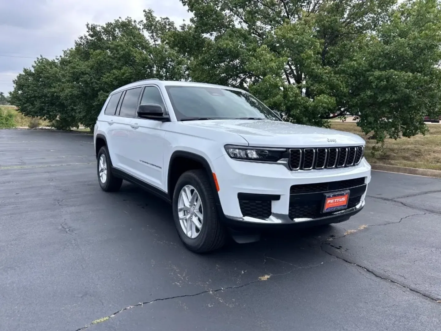 2025 /Global Black Cloth Jeep Grand Cherokee Laredo (1C4RJKAG9S8) with an 3.6L V6 24V VVT UPG I engine, Automatic transmission, located at 970 Woodlawn Dr., Farmington, MO, 63640, (573) 431-7800, 37.825642, -90.468674 - Experience the thrill of adventure and the comfort of family travel with this stunning 2025 Jeep Grand Cherokee L, available now at Pettus CDJR Farmington. Located at 970 Woodlawn Drive, Farmington, MO 63640, our dealership specializes in quality used vehicles and is proud to offer this exceptional - Photo#0