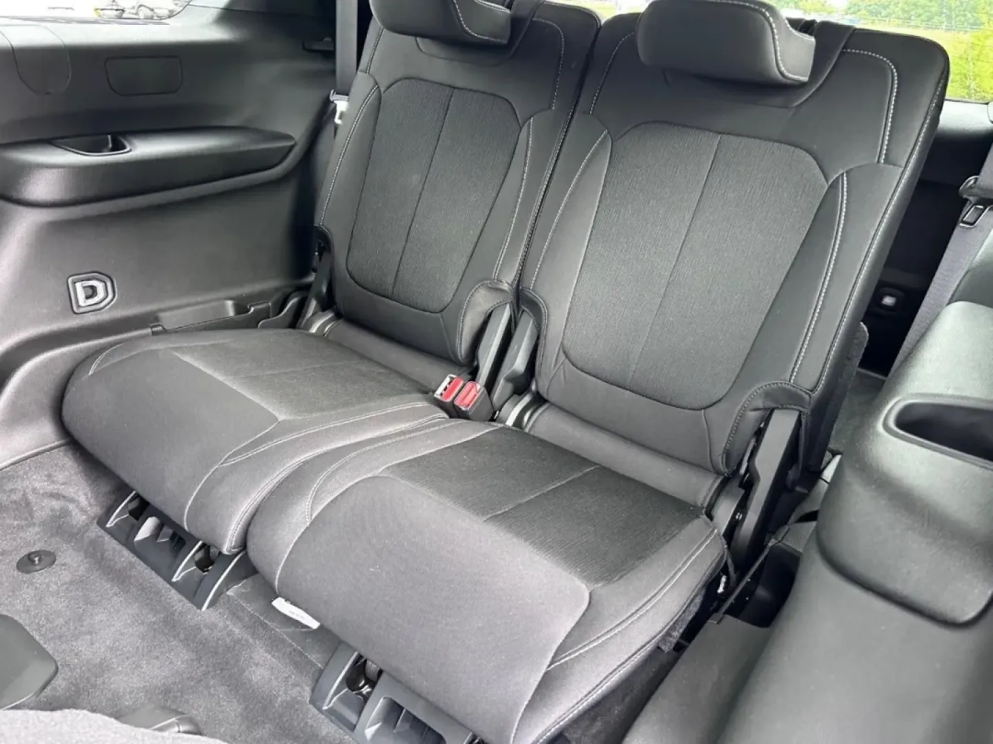 2025 /Global Black Cloth Jeep Grand Cherokee Laredo (1C4RJKAG9S8) with an 3.6L V6 24V VVT UPG I engine, Automatic transmission, located at 970 Woodlawn Dr., Farmington, MO, 63640, (573) 431-7800, 37.825642, -90.468674 - Experience the thrill of adventure and the comfort of family travel with this stunning 2025 Jeep Grand Cherokee L, available now at Pettus CDJR Farmington. Located at 970 Woodlawn Drive, Farmington, MO 63640, our dealership specializes in quality used vehicles and is proud to offer this exceptional - Photo#8