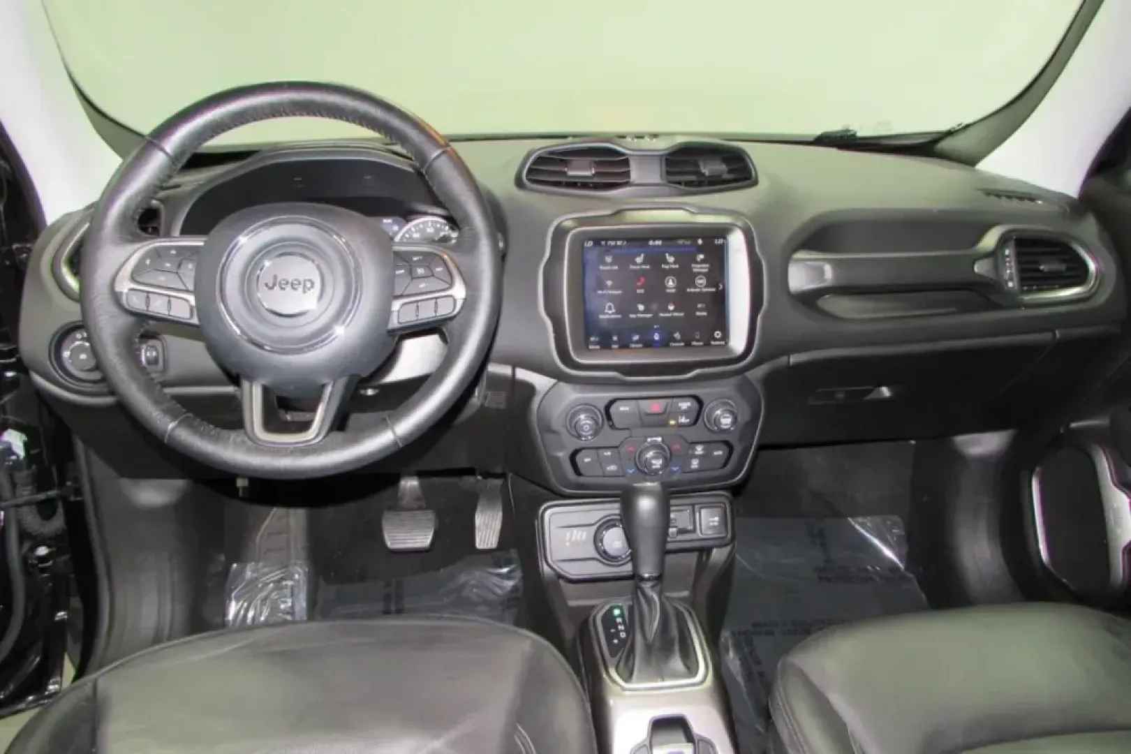 2022 /Ski Gray/Black Leather Jeep Renegade Limited (ZACNJDD17NP) with an Other engine, Automatic transmission, located at 12830 Highway 21, De Soto, MO, 63020, (636) 337-7777, 38.153099, -90.573624 - USED 2022 Jeep Renegade Limited from Pettus Chrysler Dodge Jeep Ram De Soto, De Soto MO. - Photo#23