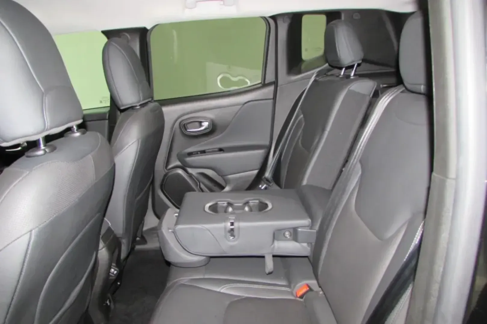 2022 /Ski Gray/Black Leather Jeep Renegade Limited (ZACNJDD17NP) with an Other engine, Automatic transmission, located at 12830 Highway 21, De Soto, MO, 63020, (636) 337-7777, 38.153099, -90.573624 - USED 2022 Jeep Renegade Limited from Pettus Chrysler Dodge Jeep Ram De Soto, De Soto MO. - Photo#25