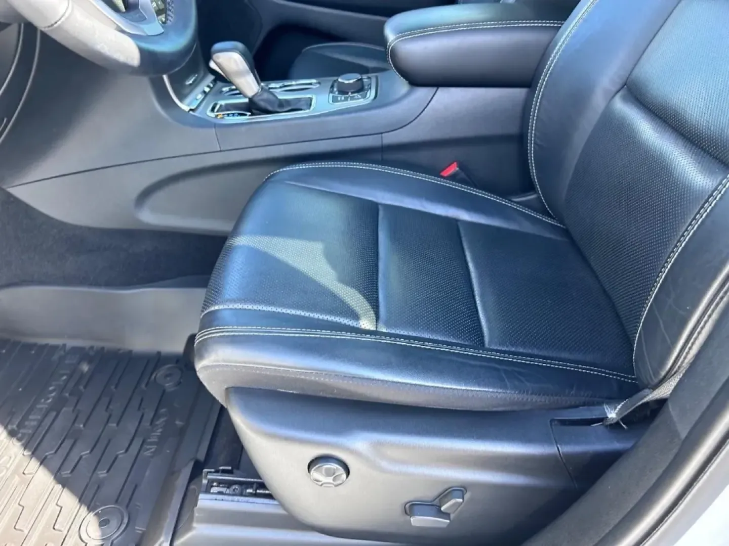 2021 /Black Leather Jeep Grand Cherokee 80th Anniversary Edition (1C4RJFBG9MC) with an 3.6L V6 24V VVT UPG I engine, Automatic transmission, located at 970 Woodlawn Dr., Farmington, MO, 63640, (573) 431-7800, 37.825642, -90.468674 - ### Unleash Your Adventurous Spirit with the 2021 Jeep Grand Cherokee 80th Anniversary Edition!<br /> <br /> Are you ready to elevate your lifestyle with a vehicle that seamlessly combines rugged capability and everyday comfort? The 2021 Jeep Grand Cherokee 80th Anniversary Edition is the perfect co - Photo#21
