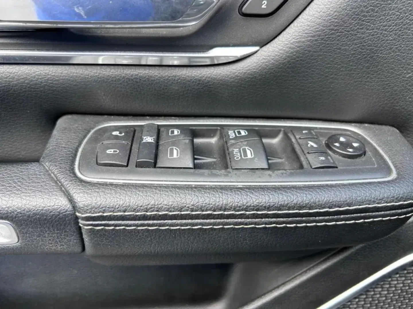 2020 /Black Leather Ram 1500 Laramie (1C6SRFJT0LN) with an 5.7L engine, located at 970 Woodlawn Dr., Farmington, MO, 63640, (573) 431-7800, 37.825642, -90.468674 - USED 2020 Ram 1500 Laramie from Pettus CDJR Farmington, Farmington MO. - Photo#19