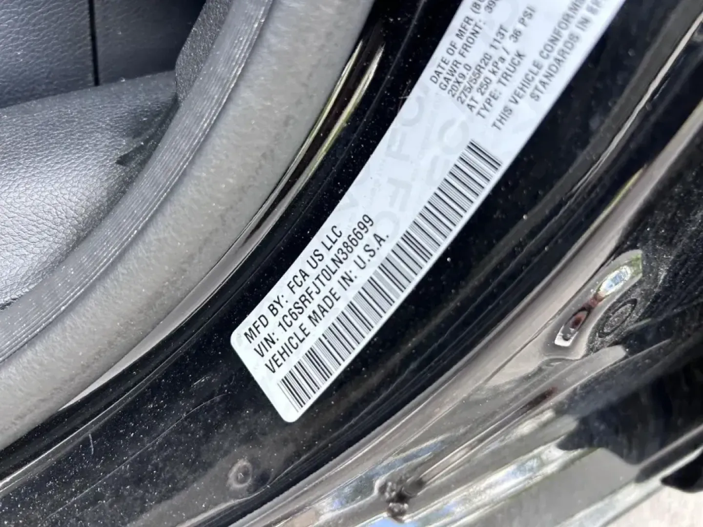 2020 /Black Leather Ram 1500 Laramie (1C6SRFJT0LN) with an 5.7L engine, located at 970 Woodlawn Dr., Farmington, MO, 63640, (573) 431-7800, 37.825642, -90.468674 - USED 2020 Ram 1500 Laramie from Pettus CDJR Farmington, Farmington MO. - Photo#24