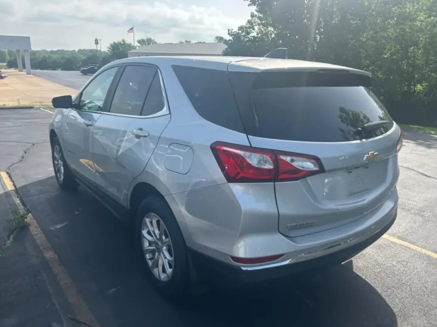 2021 /Medium Ash Gray Cloth Chevrolet Equinox LT (3GNAXUEV8MS) with an 1.5L Turbo DOHC 4-cylinder / SIDI / VVT engine, Automatic transmission, located at 970 Woodlawn Dr., Farmington, MO, 63640, (573) 431-7800, 37.825642, -90.468674 - USED 2021 Chevrolet Equinox LT from Pettus CDJR Farmington, Farmington MO. - Photo#2