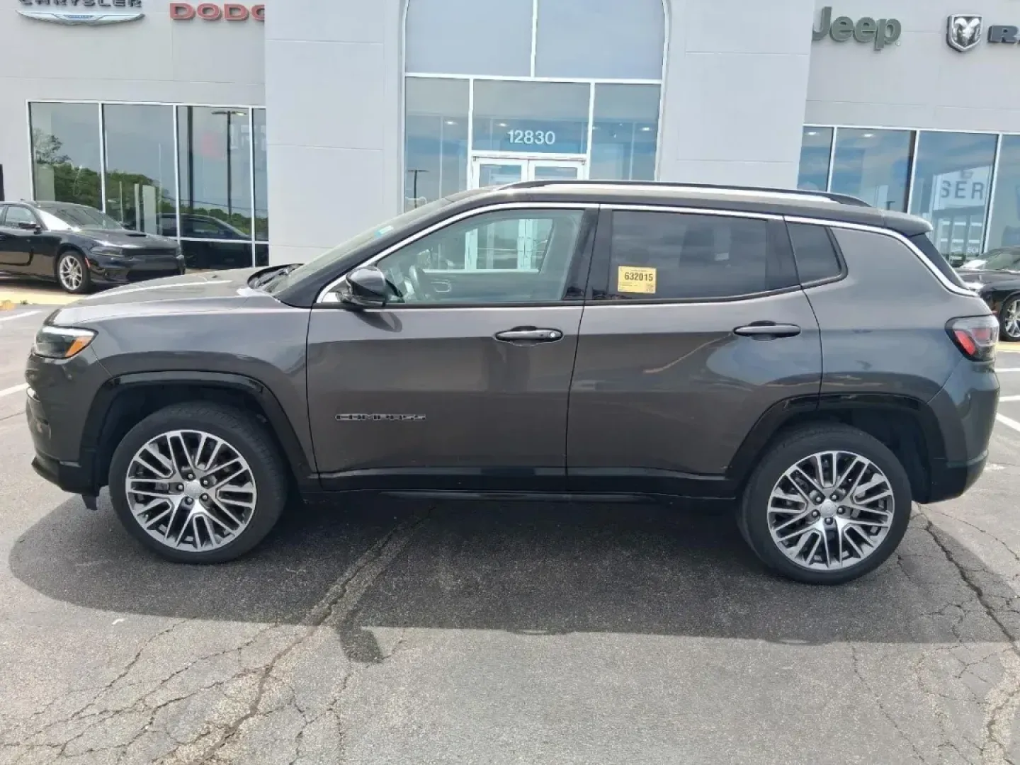 2022 /Black Leather Jeep Compass Limited (3C4NJDCBXNT) with an Other engine, Automatic transmission, located at 12830 Highway 21, De Soto, MO, 63020, (636) 337-7777, 38.153099, -90.573624 - **Experience Adventure with the 2022 Jeep Compass Limited at Pettus CDJR DeSoto!**<br /> <br /> Are you ready for your next adventure? Whether it's a weekend getaway to the breathtaking Ozark Mountains or a daily commute through the charming streets of De Soto, the 2022 Jeep Compass Limited is desig - Photo#0