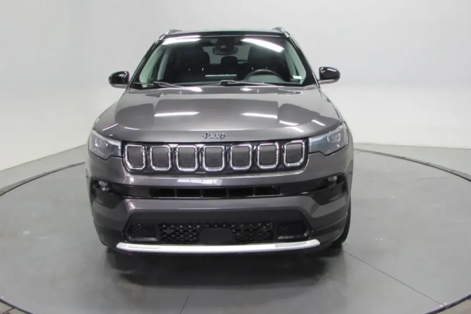 2022 /Black Leather Jeep Compass Limited (3C4NJDCBXNT) with an Other engine, Automatic transmission, located at 12830 Highway 21, De Soto, MO, 63020, (636) 337-7777, 38.153099, -90.573624 - **Experience Adventure with the 2022 Jeep Compass Limited at Pettus CDJR DeSoto!**<br /> <br /> Are you ready for your next adventure? Whether it's a weekend getaway to the breathtaking Ozark Mountains or a daily commute through the charming streets of De Soto, the 2022 Jeep Compass Limited is desig - Photo#2