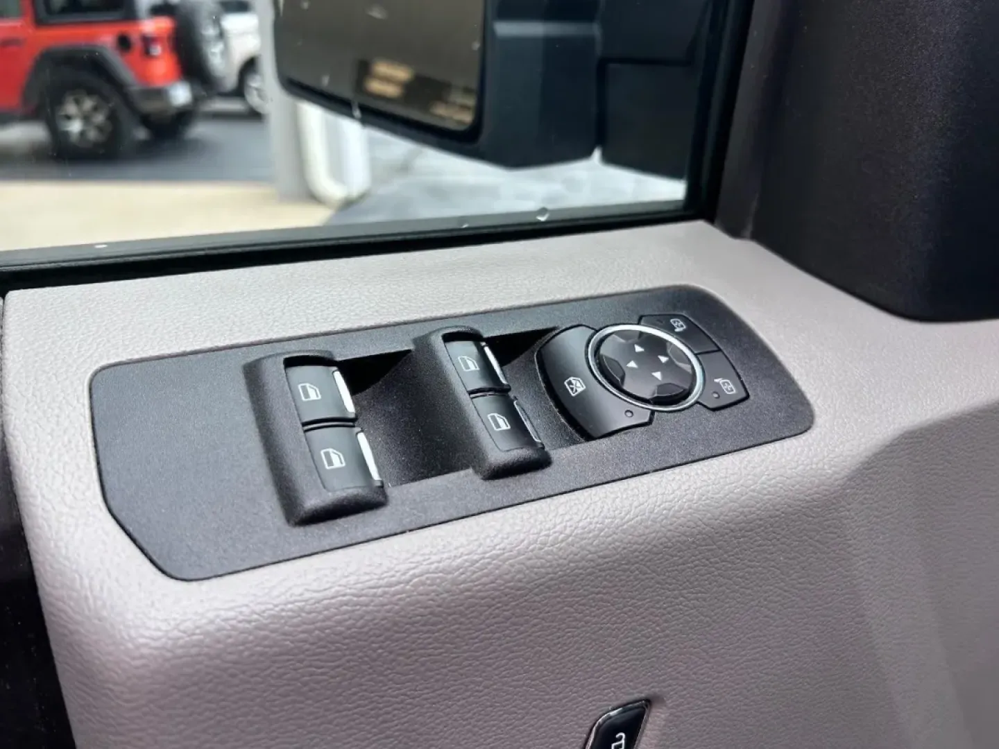 2019 /Dark Earth Gray Cloth Ford F-150 XL (1FTEW1E59KK) with an 5.0L engine, located at 141 Commercial Dr, Fredericktown, MO, 63645, (573) 783-6432, 37.570087, -90.320648 - Experience the thrill of adventure and the power of utility with this incredible 2019 Ford F-150 XL, a perfect companion for those who crave the open road or have heavy hauling needs. Whether you're a weekend warrior heading to the great outdoors, a growing family seeking reliable transport, or a co - Photo#16
