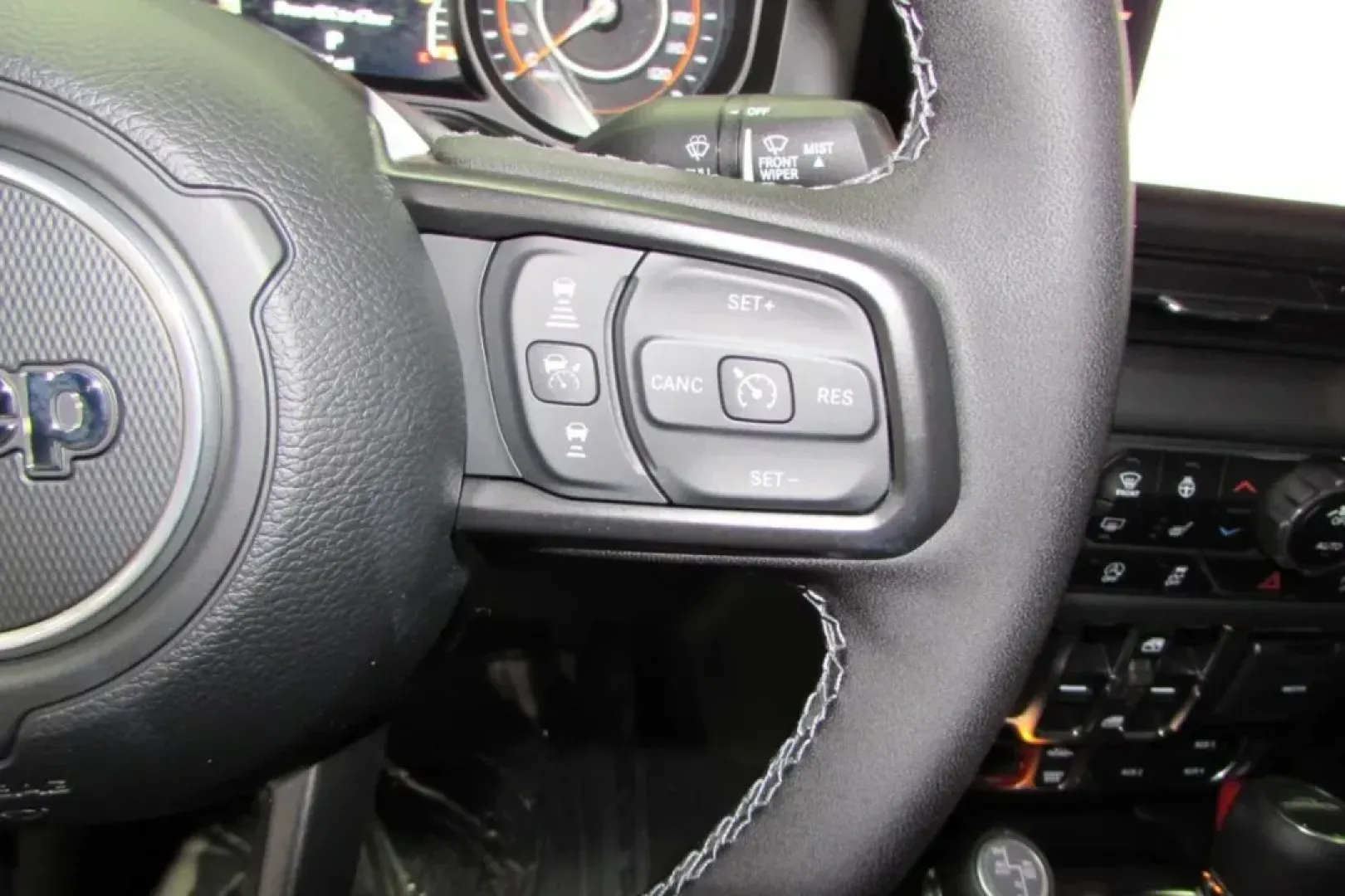 2025 /Black Leather Trimmed Jeep Gladiator Rubicon (1C6RJTBG1SL) with an Other engine, Automatic transmission, located at 12830 Highway 21, De Soto, MO, 63020, (636) 337-7777, 38.153099, -90.573624 - NEW 2025 Jeep Gladiator Rubicon from Pettus Chrysler Dodge Jeep Ram De Soto, De Soto MO. - Photo#19