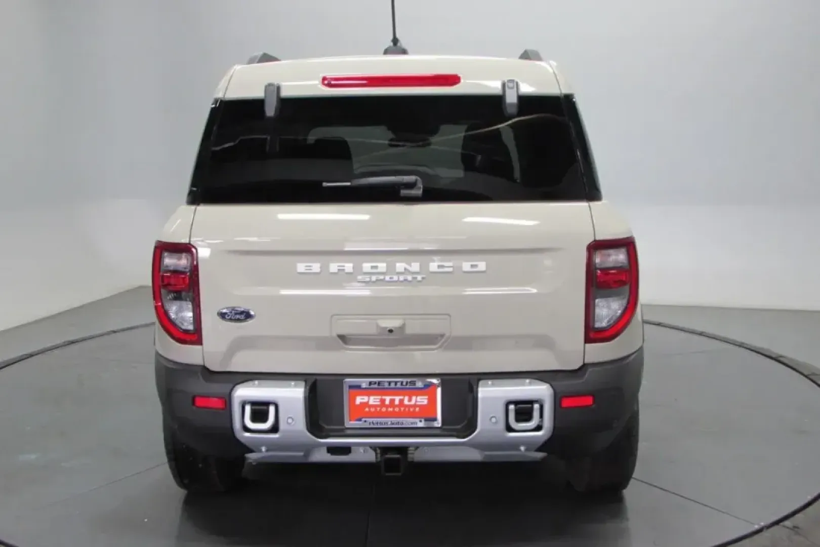 2025 /Medium Lt Smoked Truffle Cloth Ford Bronco Sport Big Bend (3FMCR9BN3SR) with an 1.5L EcoBoost engine, Automatic transmission, located at 12836 Highway 21, De Soto, MO, 63020, (636) 337-7777, 38.151867, -90.575615 - Are you ready to elevate your outdoor adventures and daily commutes? The 2025 Ford Bronco Sport Big Bend, available now at Pettus Ford De Soto, is your gateway to a lifestyle filled with exploration and comfort. This remarkable SUV is designed for those who crave both adventure and practicality, mak - Photo#6