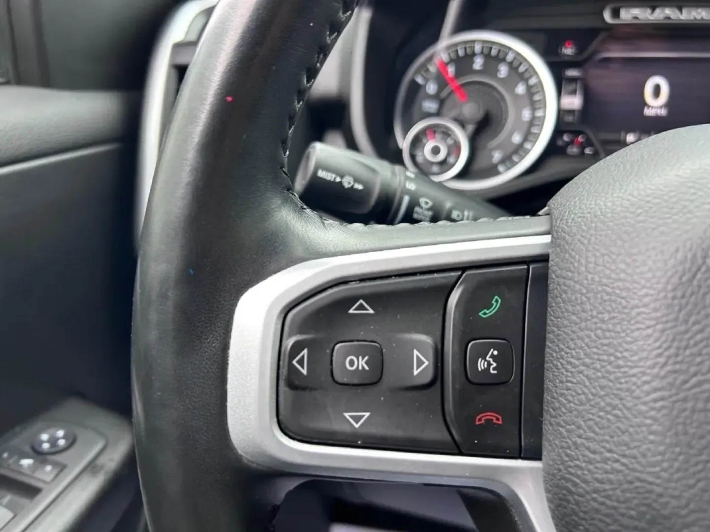 2022 /Diesel Gray/Black Cloth Ram 1500 Big Horn/Lone Star (1C6SRFFT8NN) with an 5.7L engine, located at 970 Woodlawn Dr., Farmington, MO, 63640, (573) 431-7800, 37.825642, -90.468674 - **Unleash Your Adventurous Spirit with the 2022 Ram 1500 at Pettus CDJR Farmington!**<br /> <br /> Are you ready to elevate your lifestyle with a truck that's as versatile as your ambitions? The 2022 Ram 1500 is more than just a pickup; it's your ticket to weekend adventures, family outings, and eve - Photo#11