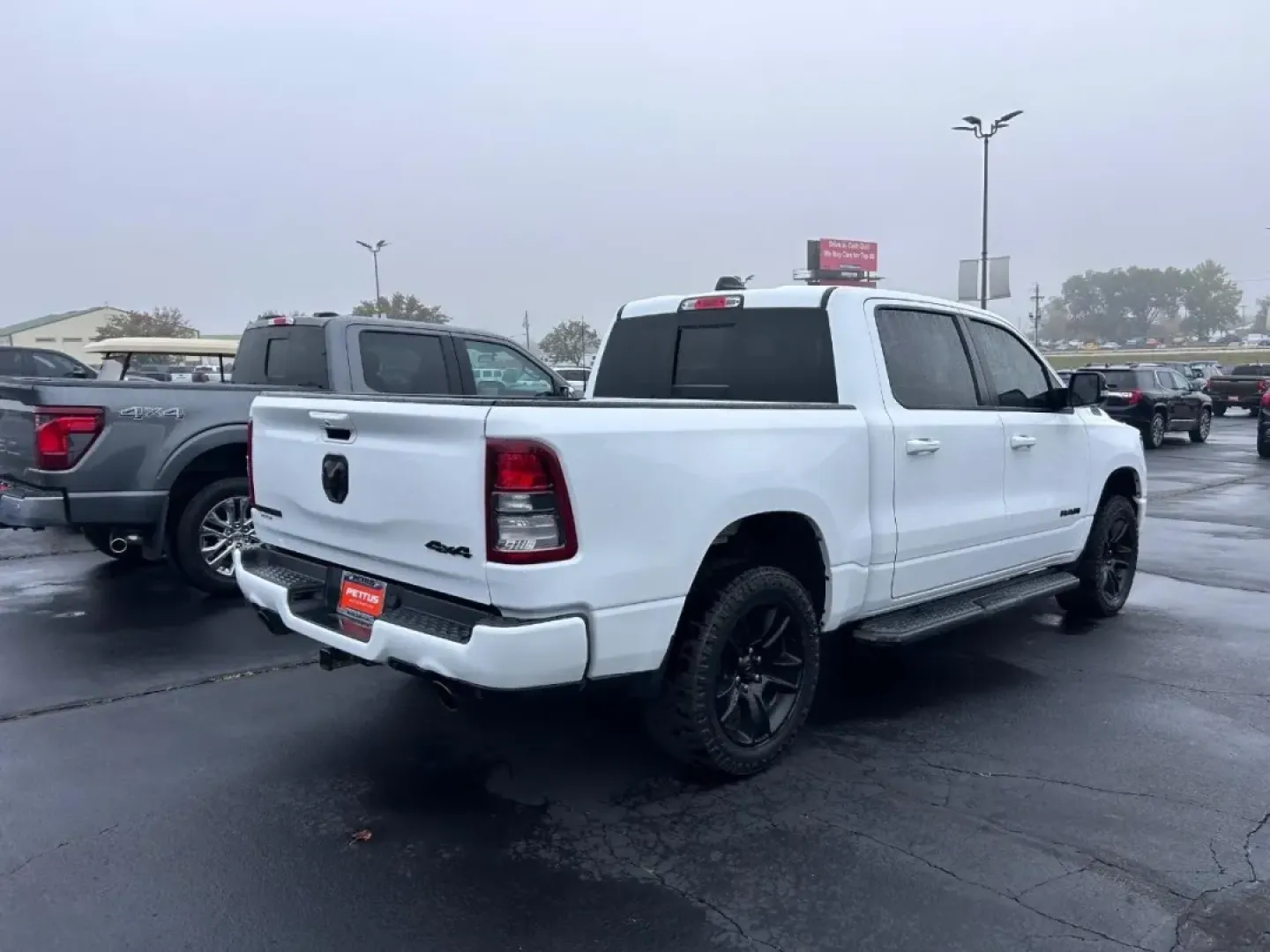2022 /Diesel Gray/Black Cloth Ram 1500 Big Horn/Lone Star (1C6SRFFT8NN) with an 5.7L engine, located at 970 Woodlawn Dr., Farmington, MO, 63640, (573) 431-7800, 37.825642, -90.468674 - **Unleash Your Adventurous Spirit with the 2022 Ram 1500 at Pettus CDJR Farmington!**<br /> <br /> Are you ready to elevate your lifestyle with a truck that's as versatile as your ambitions? The 2022 Ram 1500 is more than just a pickup; it's your ticket to weekend adventures, family outings, and eve - Photo#2