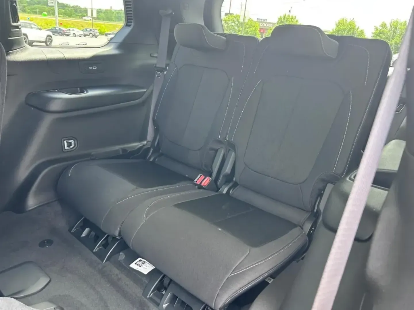 2025 /Global Black Cloth Jeep Grand Cherokee L Laredo (1C4RJKAG2S8) with an 3.6L V6 24V VVT UPG I engine, Automatic transmission, located at 970 Woodlawn Dr., Farmington, MO, 63640, (573) 431-7800, 37.825642, -90.468674 - **Discover Your Adventure with the 2025 Jeep Grand Cherokee L at Pettus CDJR Farmington!**<br /> <br /> Are you ready to elevate your family road trips or weekend adventures in style? The 2025 Jeep Grand Cherokee L is the ultimate SUV that combines luxury, versatility, and cutting-edge technology. P - Photo#9