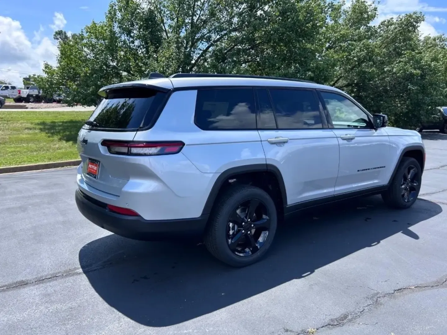 2025 /Global Black Leather Jeep Grand Cherokee Altitude X (1C4RJKAGXS8) with an 3.6L V6 24V VVT UPG I engine, Automatic transmission, located at 970 Woodlawn Dr., Farmington, MO, 63640, (573) 431-7800, 37.825642, -90.468674 - **Adventure Awaits with the 2025 Jeep Grand Cherokee L Altitude X at Pettus CDJR Farmington!**<br /> <br /> Are you ready to elevate your weekend adventures or make daily commutes more enjoyable? The 2025 Jeep Grand Cherokee L Altitude X is your perfect companion, seamlessly blending luxury, capabil - Photo#2