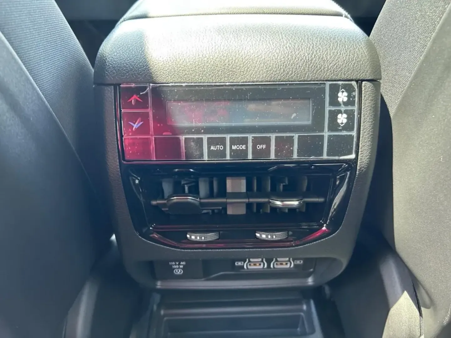 2025 /Global Black Leather Jeep Grand Cherokee Altitude X (1C4RJKAGXS8) with an 3.6L V6 24V VVT UPG I engine, Automatic transmission, located at 970 Woodlawn Dr., Farmington, MO, 63640, (573) 431-7800, 37.825642, -90.468674 - **Adventure Awaits with the 2025 Jeep Grand Cherokee L Altitude X at Pettus CDJR Farmington!**<br /> <br /> Are you ready to elevate your weekend adventures or make daily commutes more enjoyable? The 2025 Jeep Grand Cherokee L Altitude X is your perfect companion, seamlessly blending luxury, capabil - Photo#9