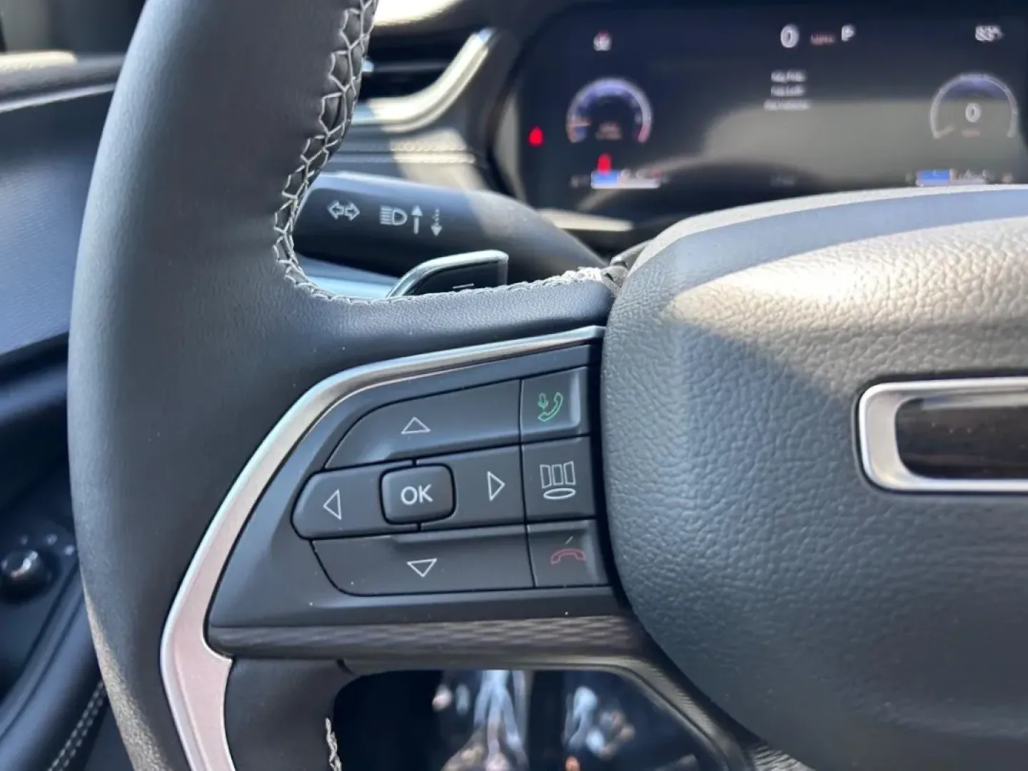 2025 /Global Black Leather Jeep Grand Cherokee Altitude X (1C4RJKAGXS8) with an 3.6L V6 24V VVT UPG I engine, Automatic transmission, located at 970 Woodlawn Dr., Farmington, MO, 63640, (573) 431-7800, 37.825642, -90.468674 - **Adventure Awaits with the 2025 Jeep Grand Cherokee L Altitude X at Pettus CDJR Farmington!**<br /> <br /> Are you ready to elevate your weekend adventures or make daily commutes more enjoyable? The 2025 Jeep Grand Cherokee L Altitude X is your perfect companion, seamlessly blending luxury, capabil - Photo#13