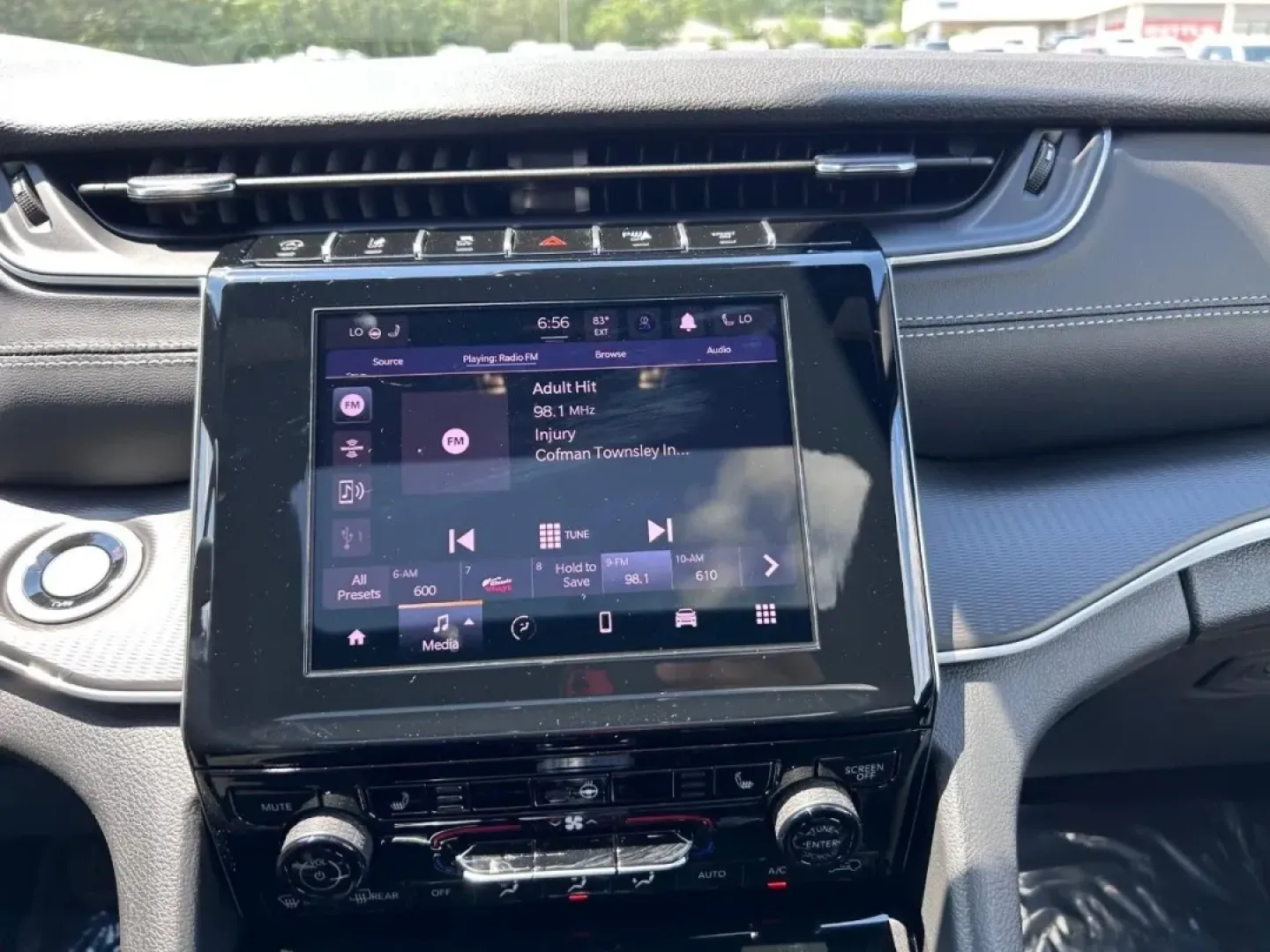 2025 /Global Black Leather Jeep Grand Cherokee Altitude X (1C4RJKAGXS8) with an 3.6L V6 24V VVT UPG I engine, Automatic transmission, located at 970 Woodlawn Dr., Farmington, MO, 63640, (573) 431-7800, 37.825642, -90.468674 - **Adventure Awaits with the 2025 Jeep Grand Cherokee L Altitude X at Pettus CDJR Farmington!**<br /> <br /> Are you ready to elevate your weekend adventures or make daily commutes more enjoyable? The 2025 Jeep Grand Cherokee L Altitude X is your perfect companion, seamlessly blending luxury, capabil - Photo#15
