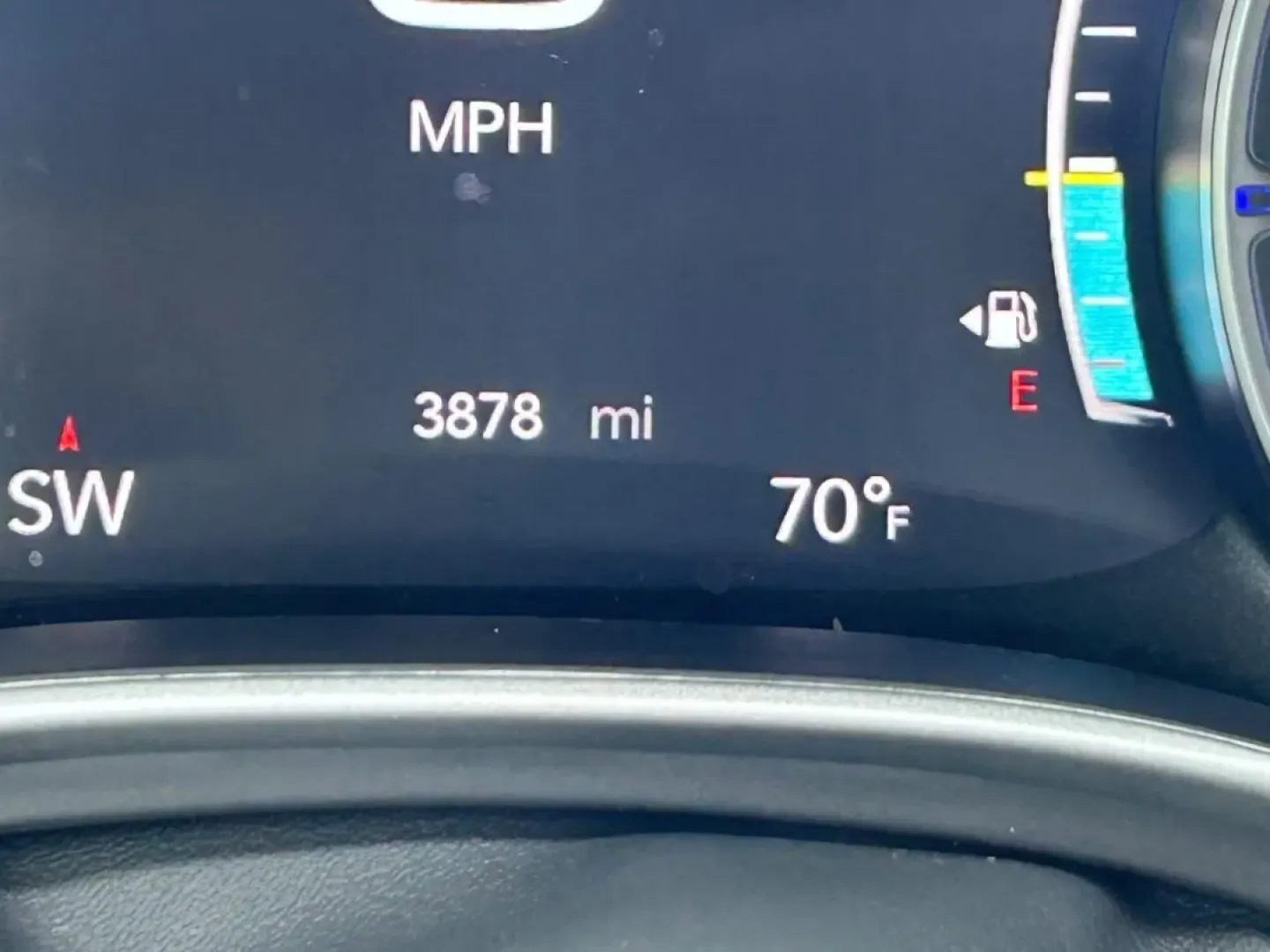 2025 /Black Leather Chrysler Pacifica Select (2C4RC1BG3SR) with an 3.6L V6 24V VVT UPG I engine, Automatic transmission, located at 970 Woodlawn Dr., Farmington, MO, 63640, (573) 431-7800, 37.825642, -90.468674 - Discover the ultimate family-friendly ride with the 2025 Chrysler Pacifica Select, now available at Pettus CDJR Farmington! Perfect for growing families and weekend road trips, this minivan delivers comfort, style, and a host of features that make every journey enjoyable. Located at 970 Woodlawn Dri - Photo#23