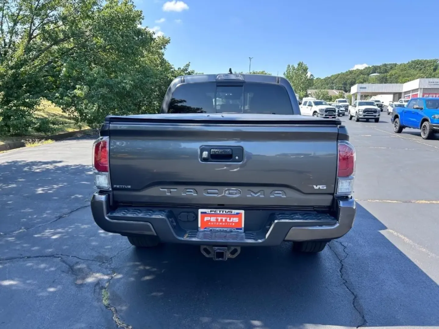 2020 /Black/Gun Metal Cloth Toyota Tacoma TRD Sport V6 (3TMCZ5AN4LM) with an 3.5L Atkinson-Cycle V6 engine, located at 970 Woodlawn Dr., Farmington, MO, 63640, (573) 431-7800, 37.825642, -90.468674 - **Unleash Adventure with the 2020 Toyota Tacoma V6 Your Ideal Companion for Weekend Getaways!**<br /> <br /> Are you ready to elevate your weekend adventures or tackle your daily commutes with confidence? Look no further than this rugged and reliable 2020 Toyota Tacoma V6, available now at Pettus C - Photo#3