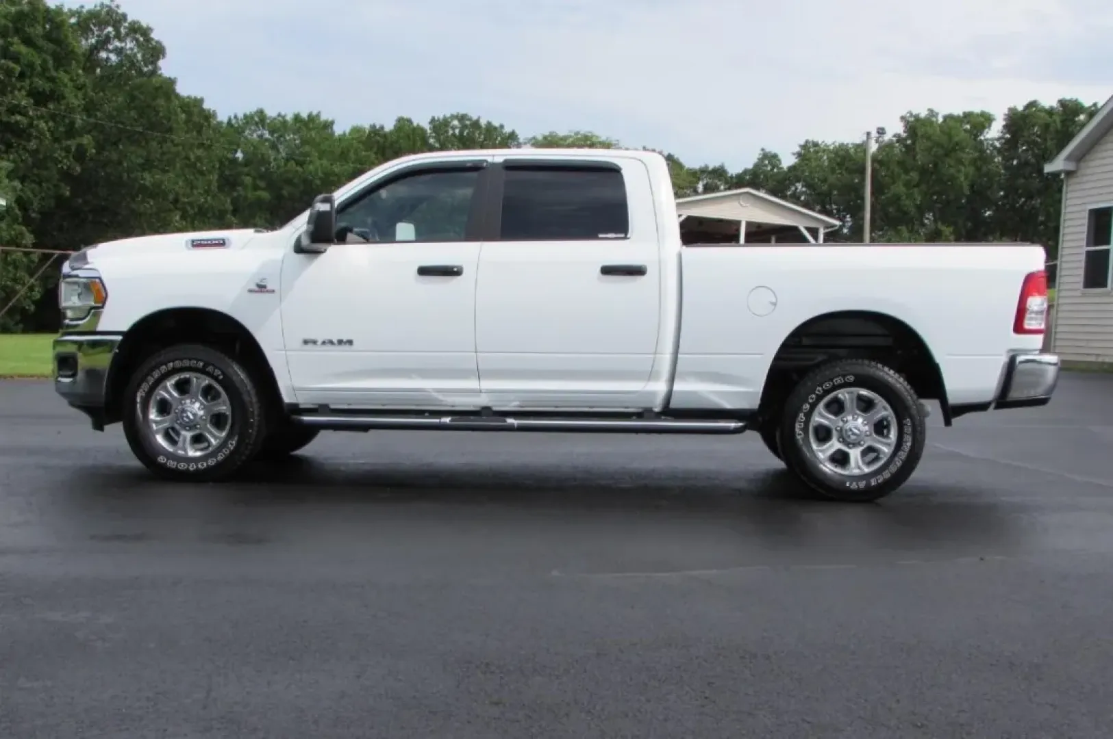 2024 /Diesel Gray/Black Cloth Ram 2500 Big Horn (3C6UR5DL1RG) with an Other engine, located at 12830 Highway 21, De Soto, MO, 63020, (636) 337-7777, 38.153099, -90.573624 - **Unleash Adventure with the 2024 Ram 2500 Big Horn Your Next Best Investment!**<br /> <br /> Are you ready to elevate your lifestyle with the perfect blend of power, comfort, and capability? Whether you're a weekend warrior seeking off-road adventures, a growing family needing a reliable vehicle f - Photo#3