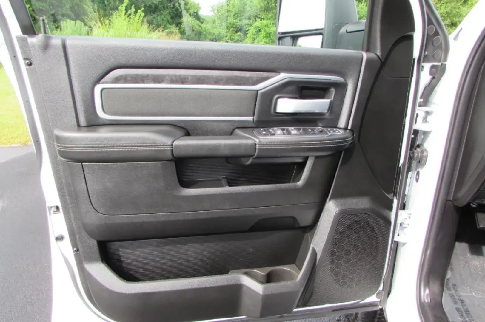 2024 /Diesel Gray/Black Cloth Ram 2500 Big Horn (3C6UR5DL1RG) with an Other engine, located at 12830 Highway 21, De Soto, MO, 63020, (636) 337-7777, 38.153099, -90.573624 - **Unleash Adventure with the 2024 Ram 2500 Big Horn Your Next Best Investment!**<br /> <br /> Are you ready to elevate your lifestyle with the perfect blend of power, comfort, and capability? Whether you're a weekend warrior seeking off-road adventures, a growing family needing a reliable vehicle f - Photo#12