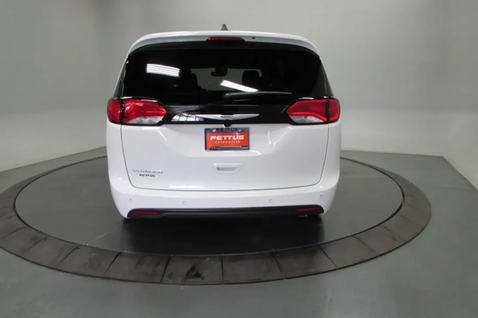 2025 /Black Leather Chrysler Voyager LX (2C4RC1CG4SR) with an Other engine, Automatic transmission, located at 12830 Highway 21, De Soto, MO, 63020, (636) 337-7777, 38.153099, -90.573624 - ### Discover the Ultimate Family Adventure with the 2025 Chrysler Voyager LX<br /> <br /> Are you in search of the perfect vehicle that embodies comfort, versatility, and reliability for your family? Look no further than this stunning **2025 Chrysler Voyager LX**, now available at **Pettus CDJR DeSo - Photo#6