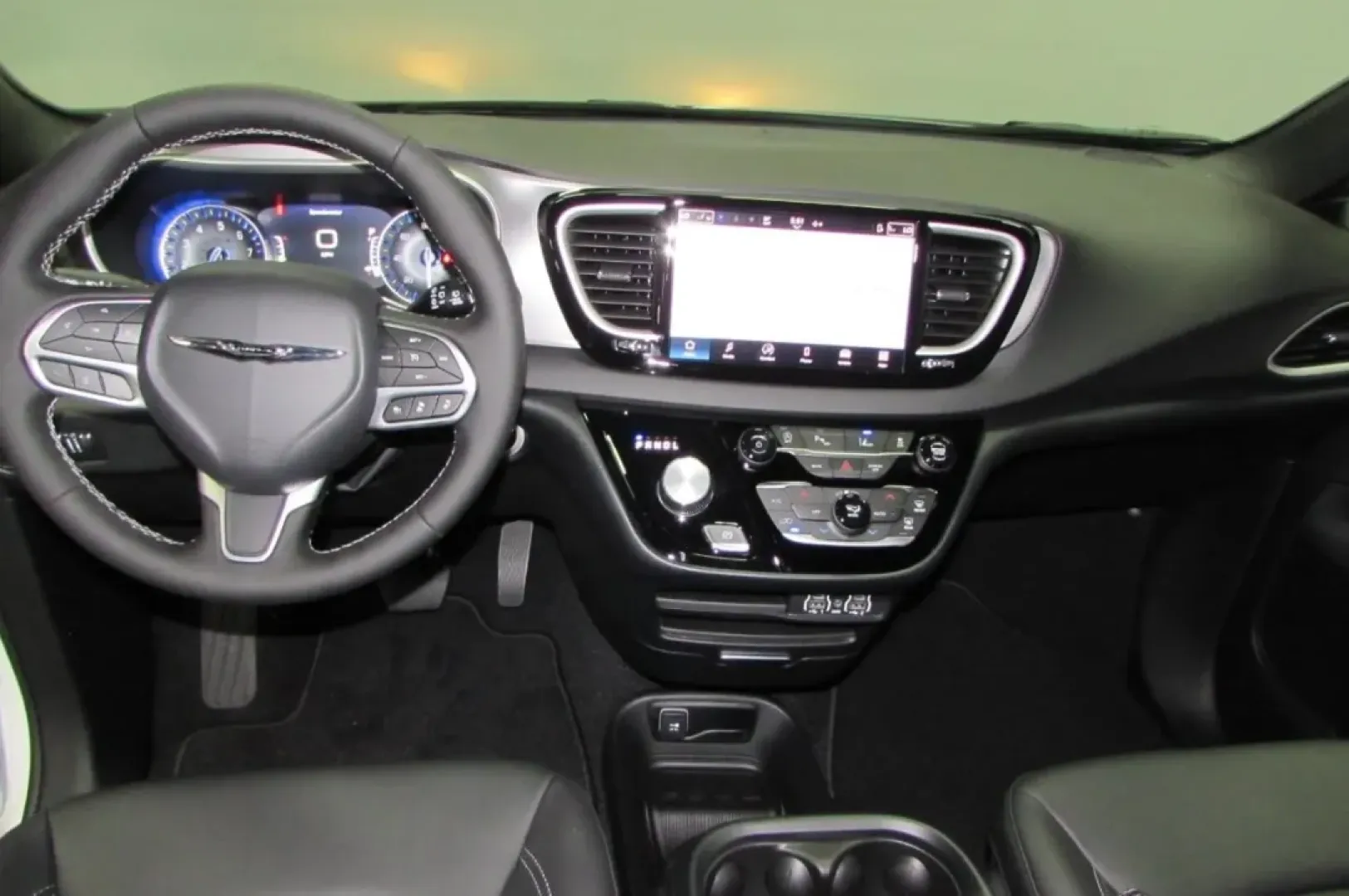 2025 /Black Leather Chrysler Voyager LX (2C4RC1CG4SR) with an Other engine, Automatic transmission, located at 12830 Highway 21, De Soto, MO, 63020, (636) 337-7777, 38.153099, -90.573624 - ### Discover the Ultimate Family Adventure with the 2025 Chrysler Voyager LX<br /> <br /> Are you in search of the perfect vehicle that embodies comfort, versatility, and reliability for your family? Look no further than this stunning **2025 Chrysler Voyager LX**, now available at **Pettus CDJR DeSo - Photo#22