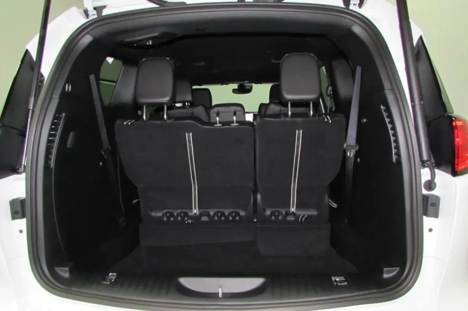 2025 /Black Leather Chrysler Voyager LX (2C4RC1CG4SR) with an Other engine, Automatic transmission, located at 12830 Highway 21, De Soto, MO, 63020, (636) 337-7777, 38.153099, -90.573624 - ### Discover the Ultimate Family Adventure with the 2025 Chrysler Voyager LX<br /> <br /> Are you in search of the perfect vehicle that embodies comfort, versatility, and reliability for your family? Look no further than this stunning **2025 Chrysler Voyager LX**, now available at **Pettus CDJR DeSo - Photo#26