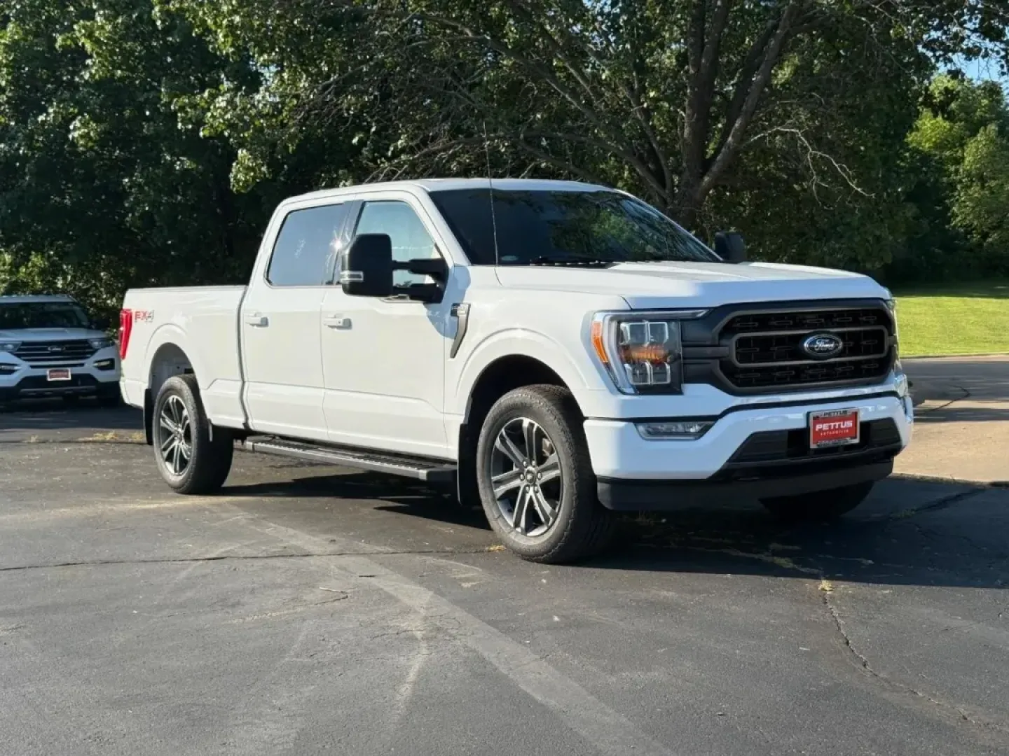 2022 /Black Cloth Ford F-150 XLT (1FTFW1E83NK) with an 3.5L V6 engine, Automatic transmission, located at 970 Woodlawn Dr., Farmington, MO, 63640, (573) 431-7800, 37.825642, -90.468674 - **Discover Your Next Adventure with This 2022 Ford F-150 at Pettus CDJR Farmington!**<br /> <br /> If you're someone who thrives on adventure, whether it's taking the family out for a weekend camping trip or tackling tough terrains with your buddies, the 2022 Ford F-150 is your perfect partner. With - Photo#0