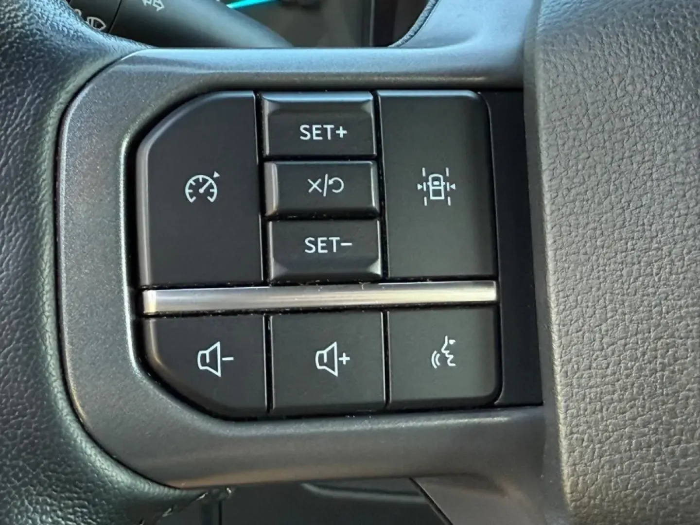 2022 /Black Cloth Ford F-150 XLT (1FTFW1E83NK) with an 3.5L V6 engine, Automatic transmission, located at 970 Woodlawn Dr., Farmington, MO, 63640, (573) 431-7800, 37.825642, -90.468674 - **Discover Your Next Adventure with This 2022 Ford F-150 at Pettus CDJR Farmington!**<br /> <br /> If you're someone who thrives on adventure, whether it's taking the family out for a weekend camping trip or tackling tough terrains with your buddies, the 2022 Ford F-150 is your perfect partner. With - Photo#12